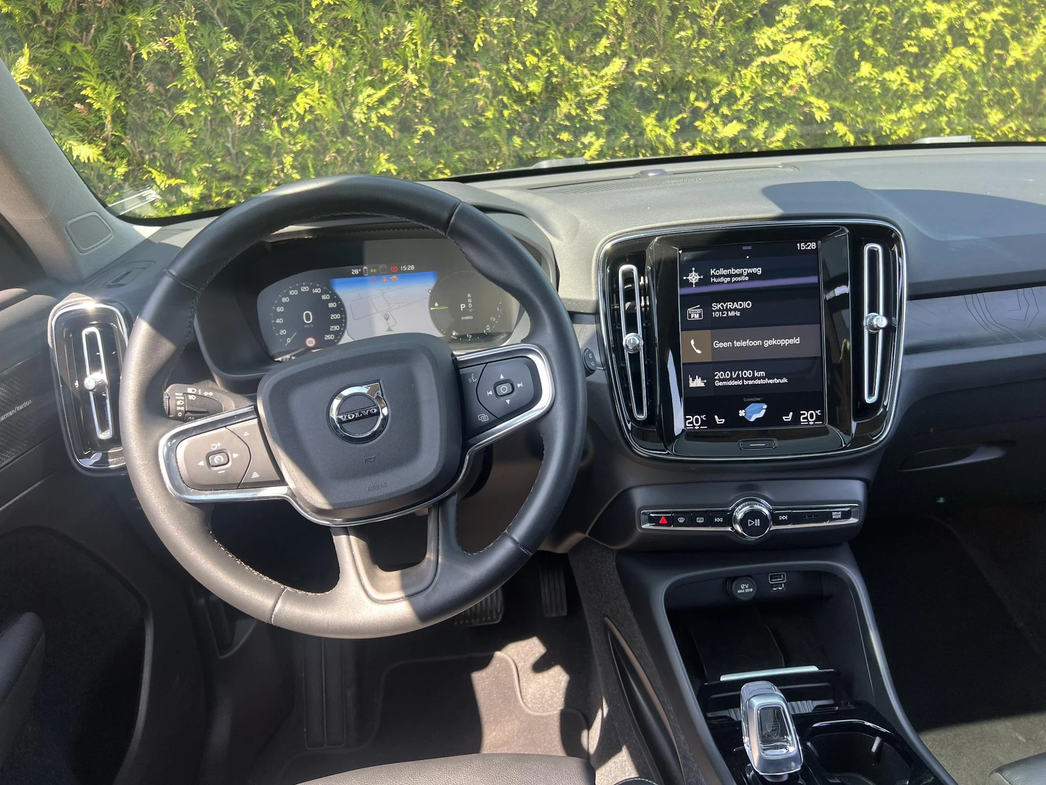 Volvo-XC40-image-13