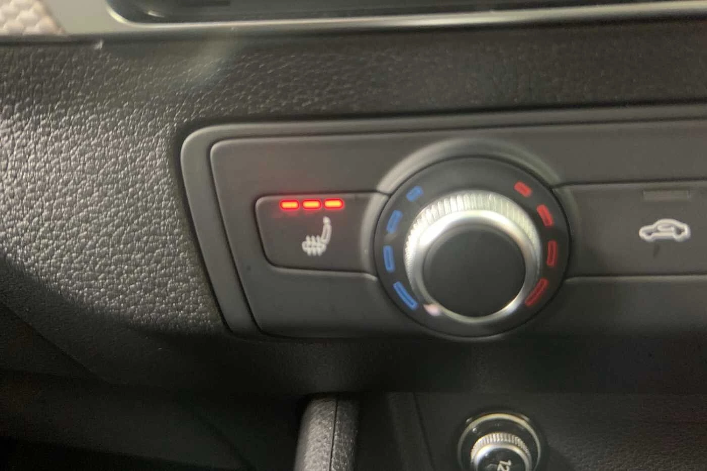 Audi-Q2-image-23