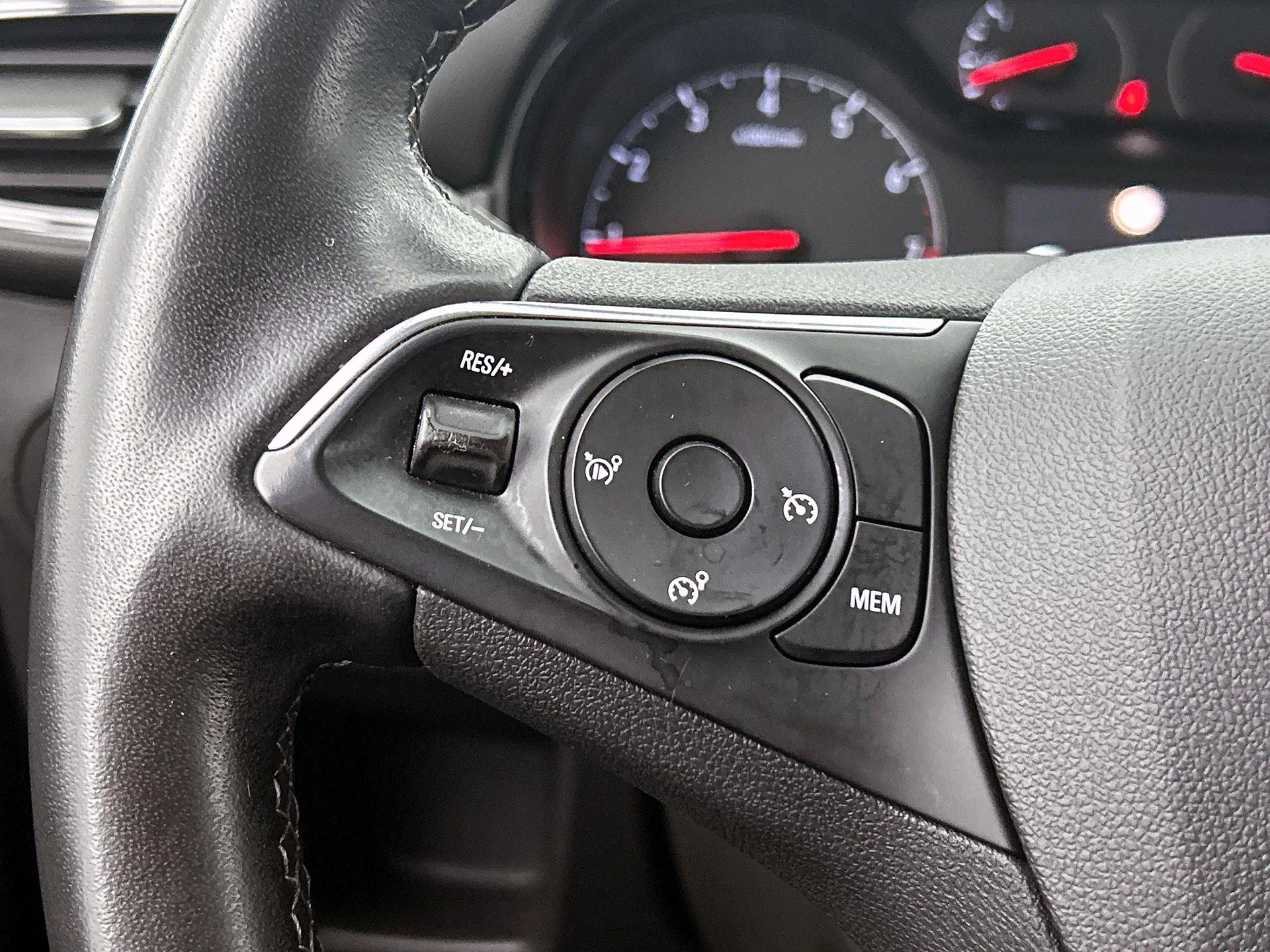 Opel-Crossland X-image-5