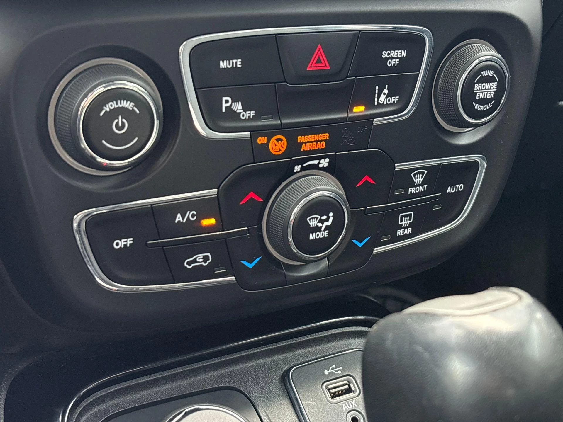 Jeep-Compass-image-13