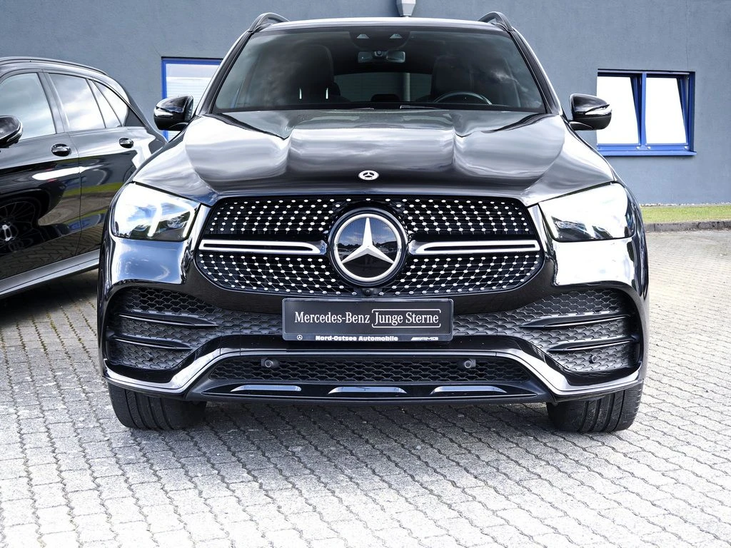 Mercedes-Benz-GLE 350 d-image-3