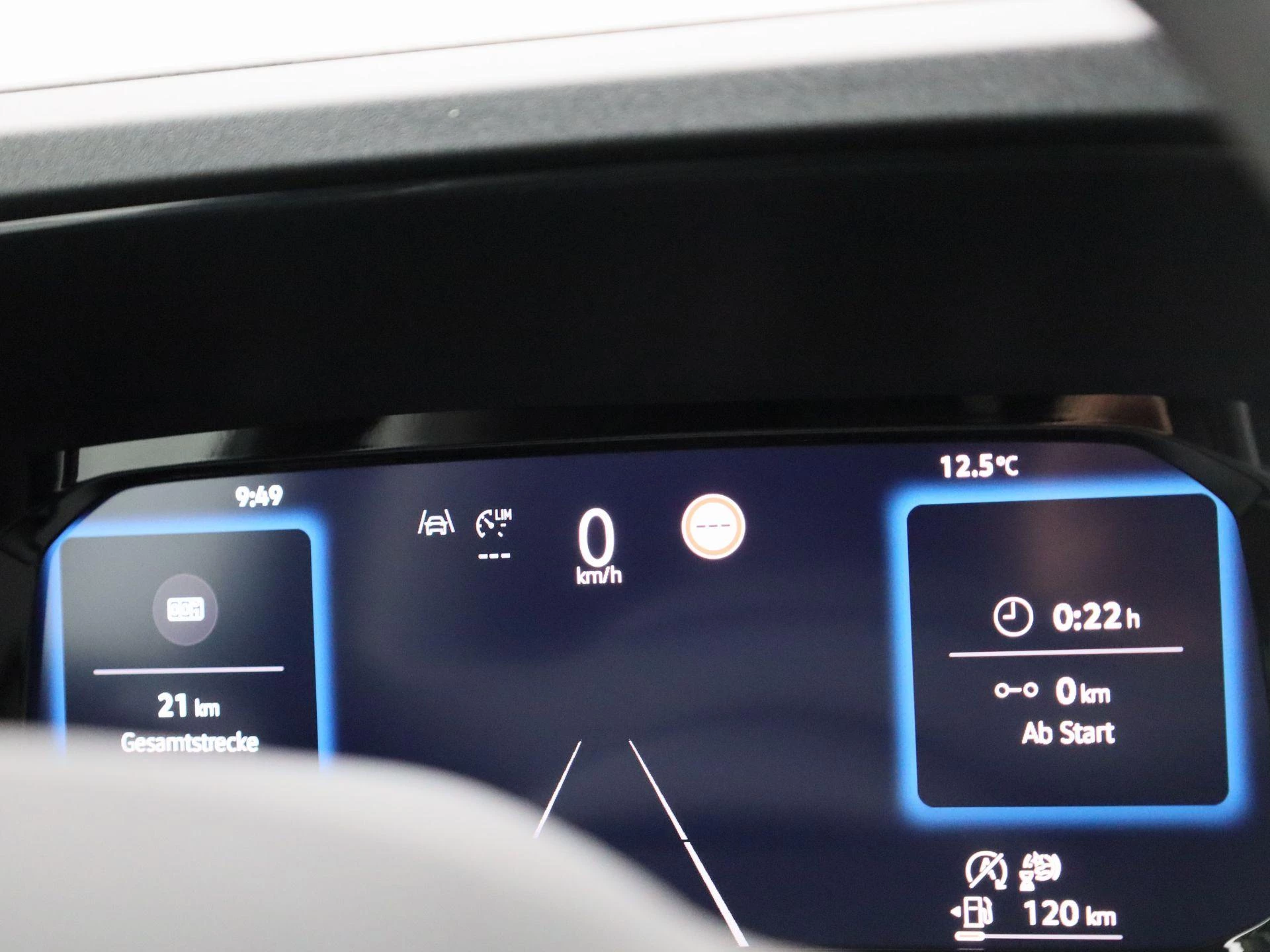 Volkswagen-Caddy-image-27