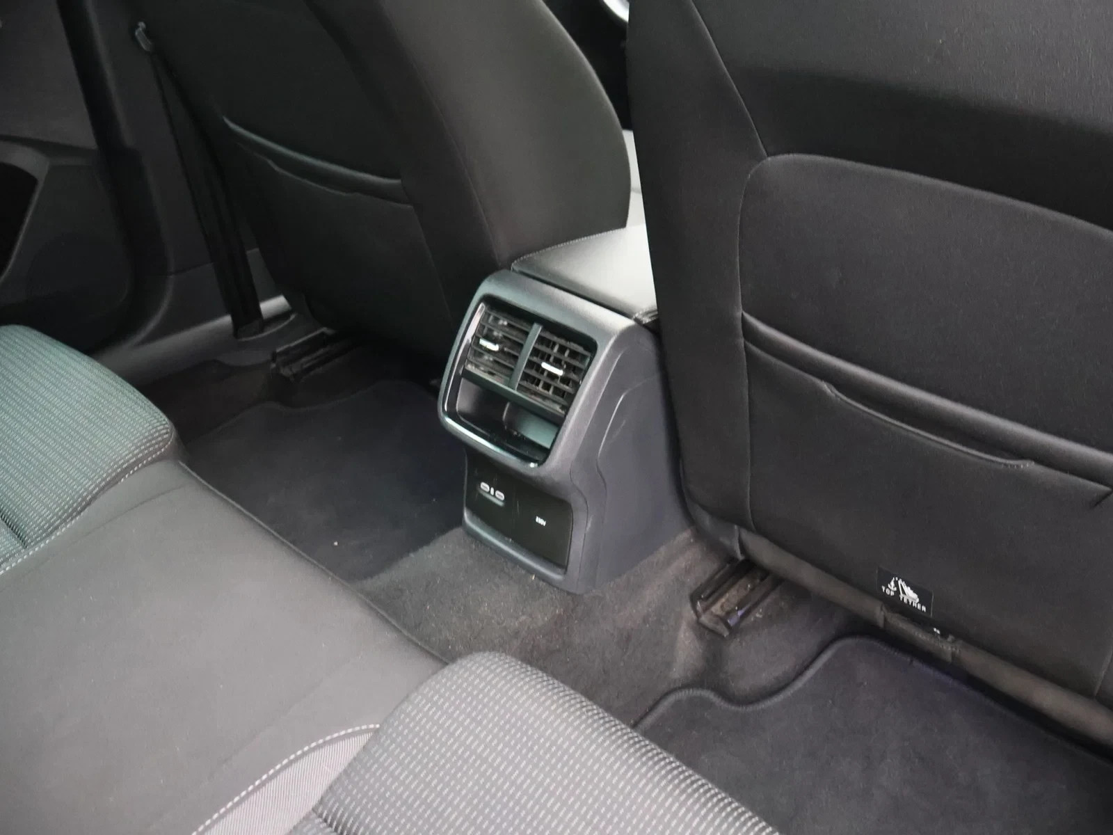 Škoda Octavia Combi Octavia Combi Clever 1.0TSI 110PK *TREKHAAK*VIRTUAL COCKPIT*CAMERA*NAVI*SFEERVERLICHTING*PDC*...*