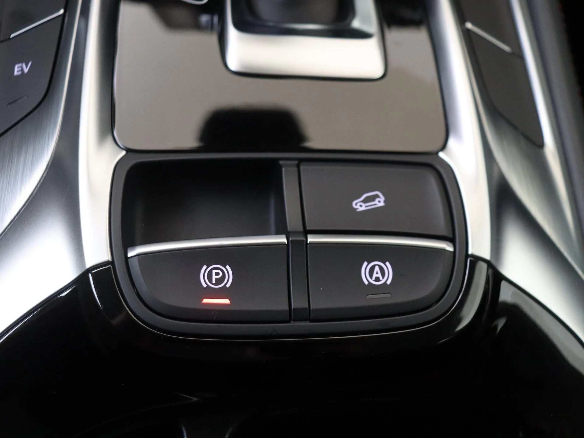 MG EHS 1.5 TGDI Luxury