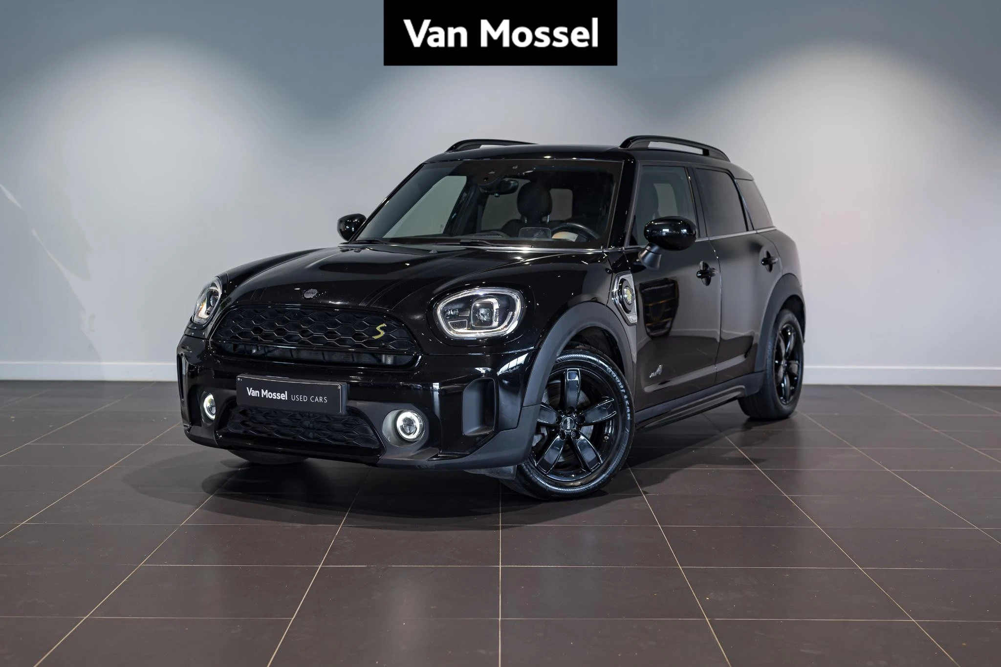 MINI-Countryman-image-0