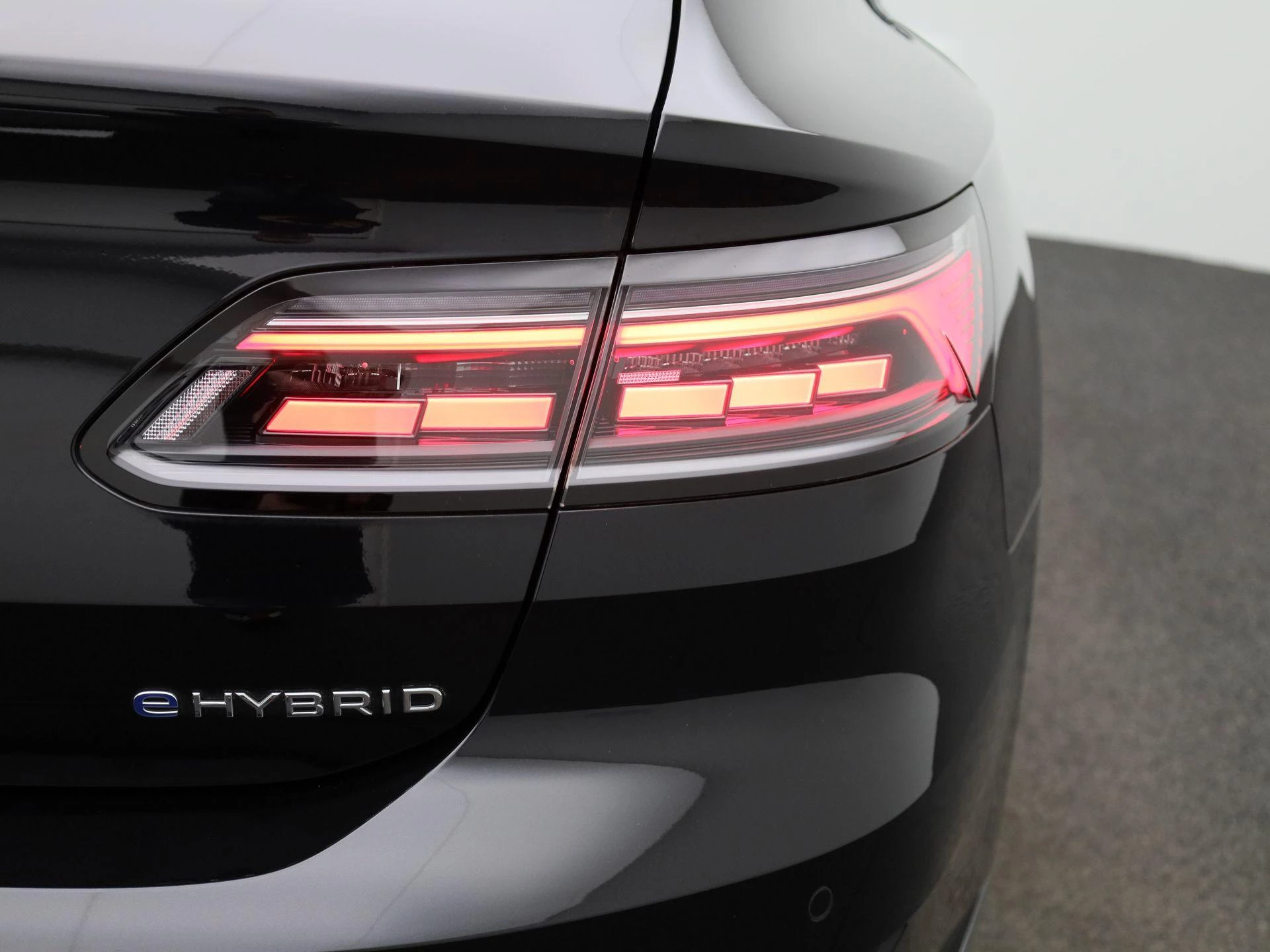 Volkswagen-Arteon-image-50
