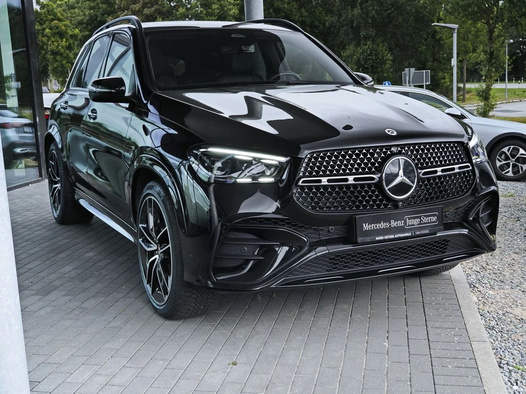 Mercedes-Benz-GLE 450 d-image-4