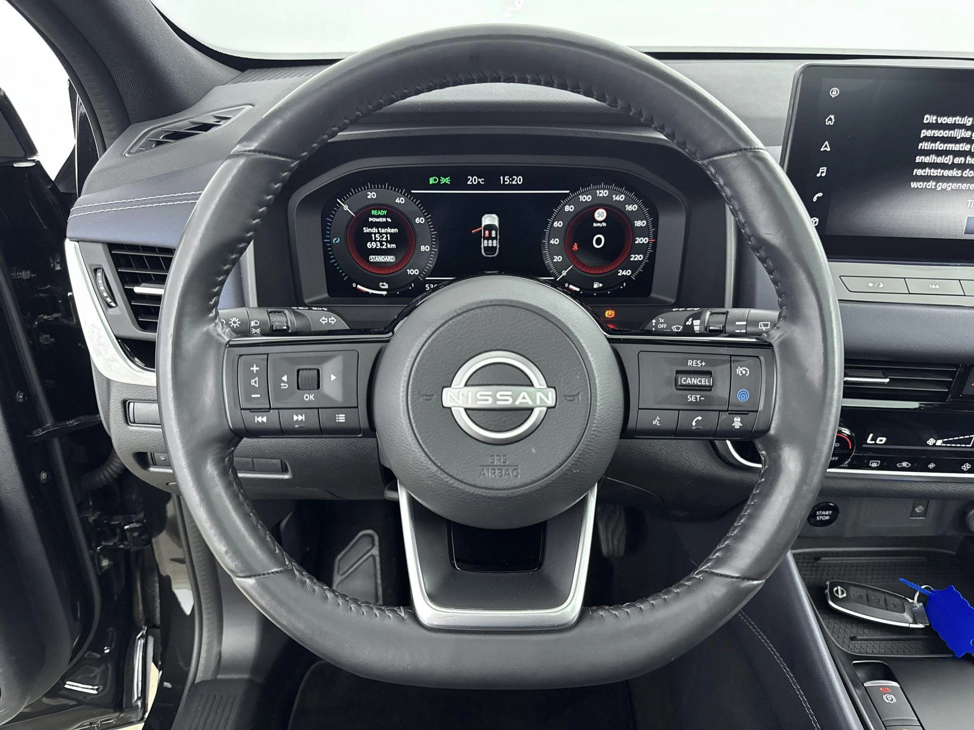 Nissan-QASHQAI-image-24
