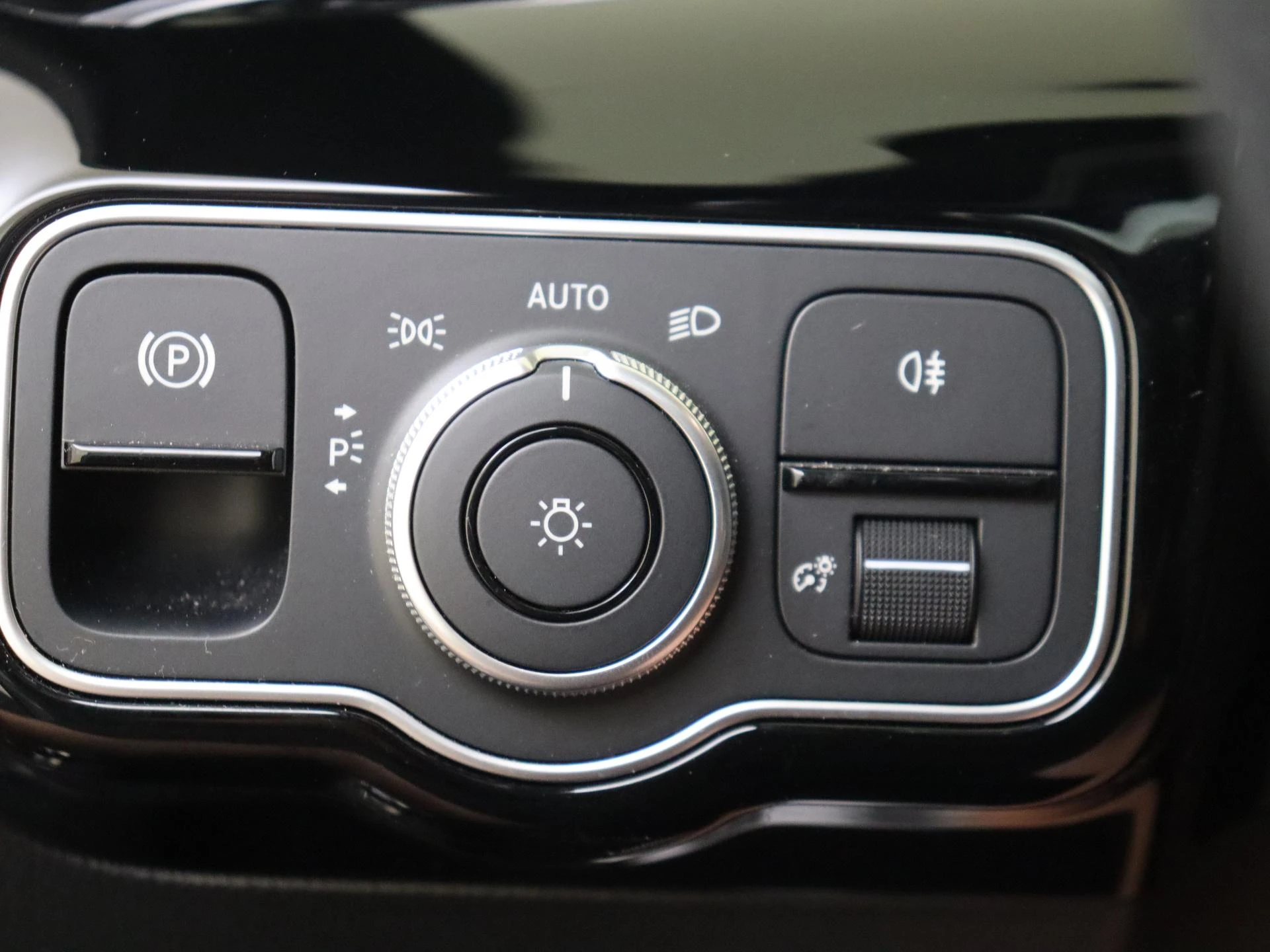 Mercedes-Benz-A-Klasse-image-24