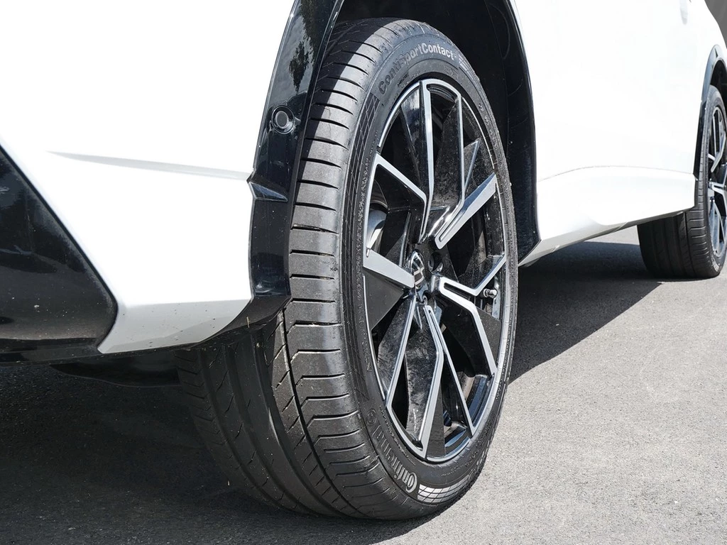 Volkswagen-Tiguan-image-4