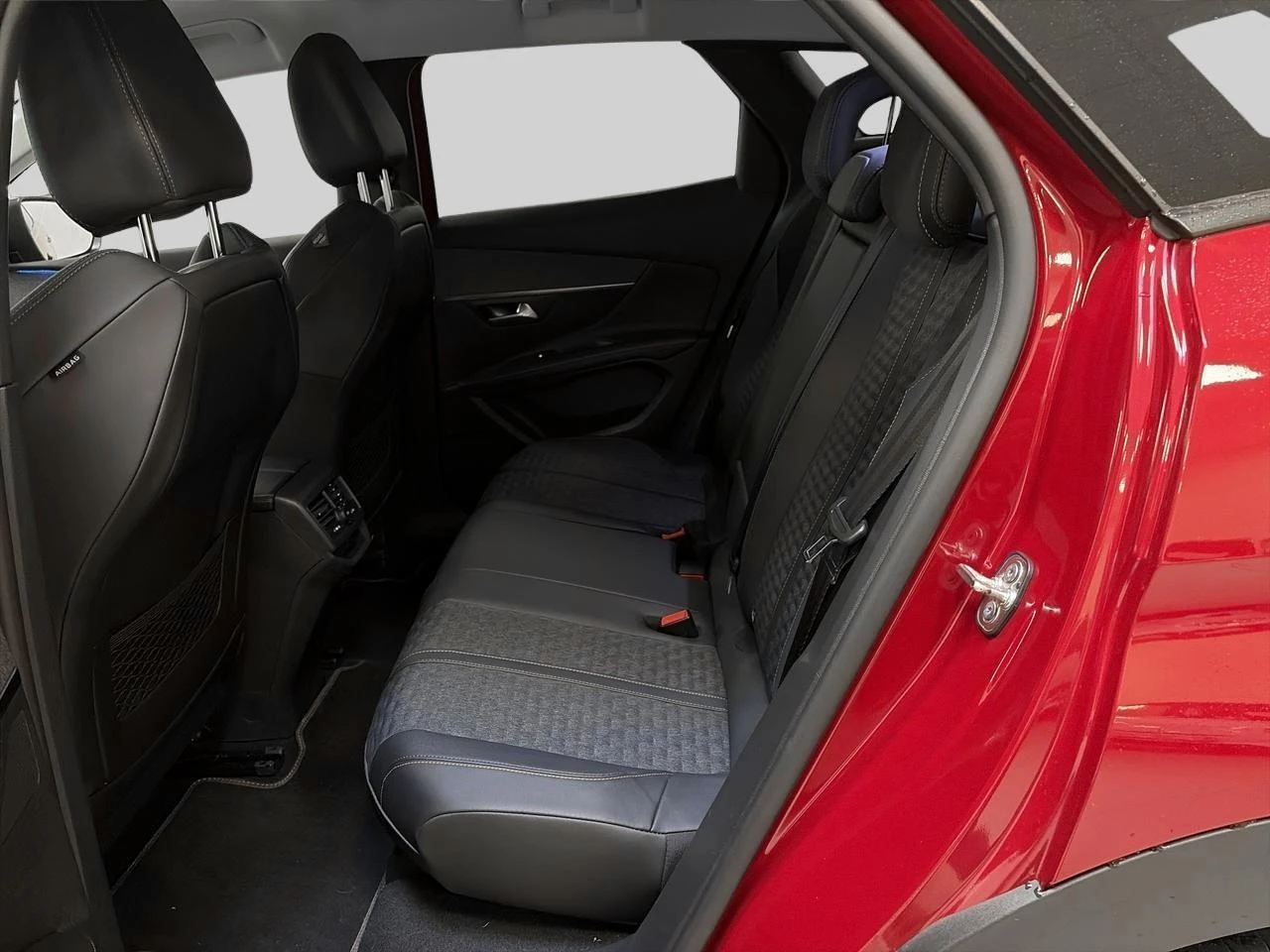 Peugeot-3008-image-13