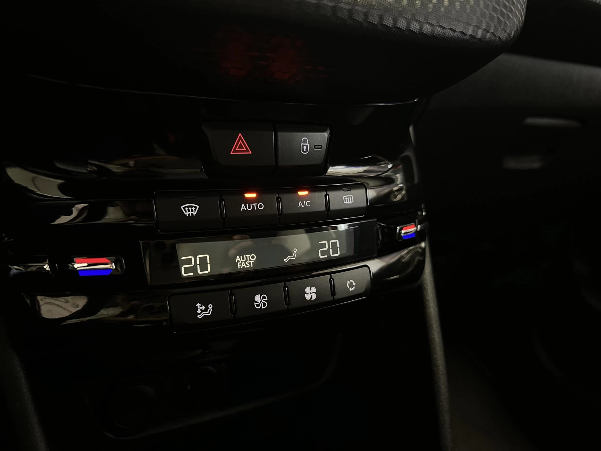 Peugeot-2008-image-10