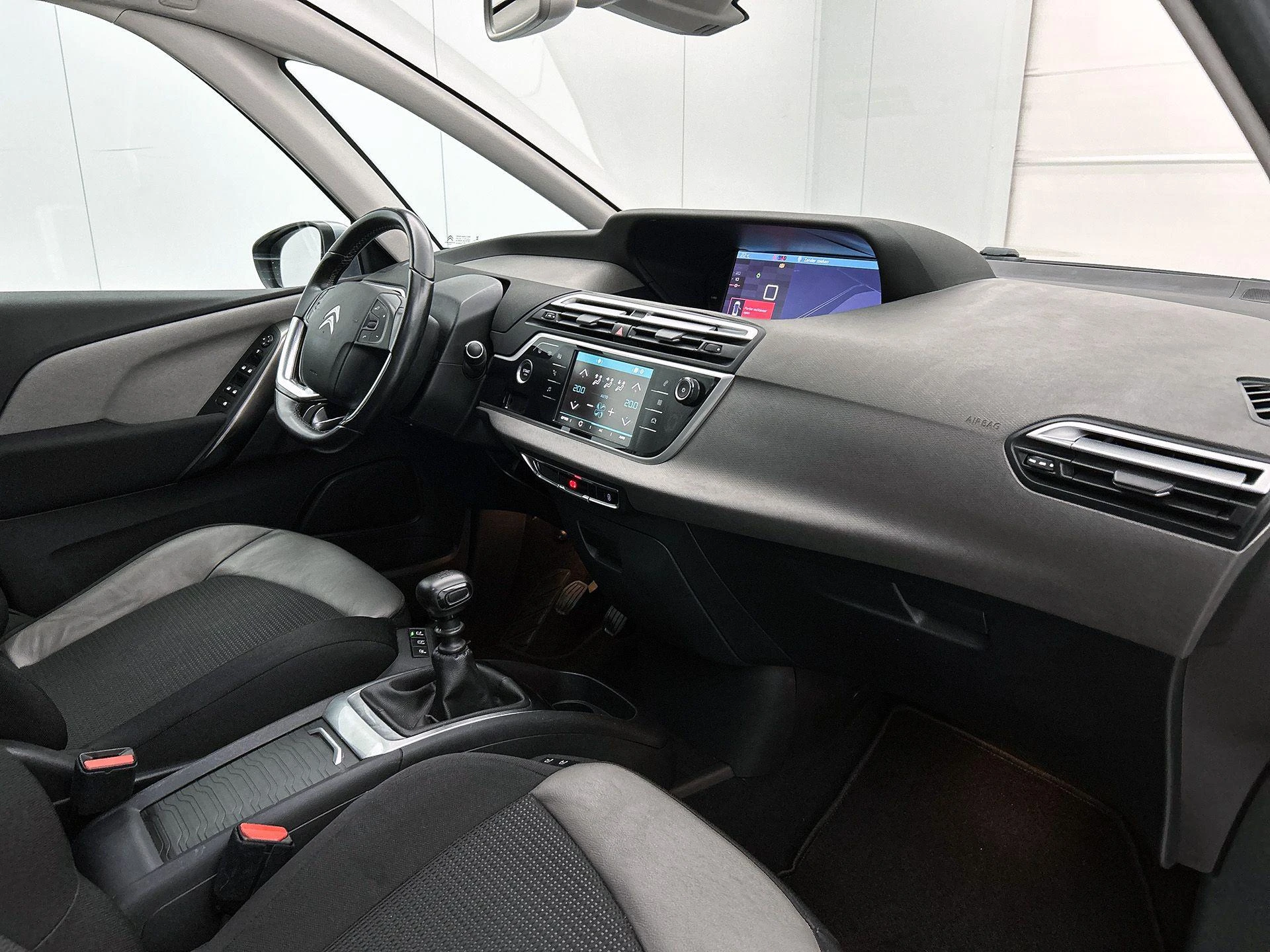 Citroën-C4 Spacetourer-image-18