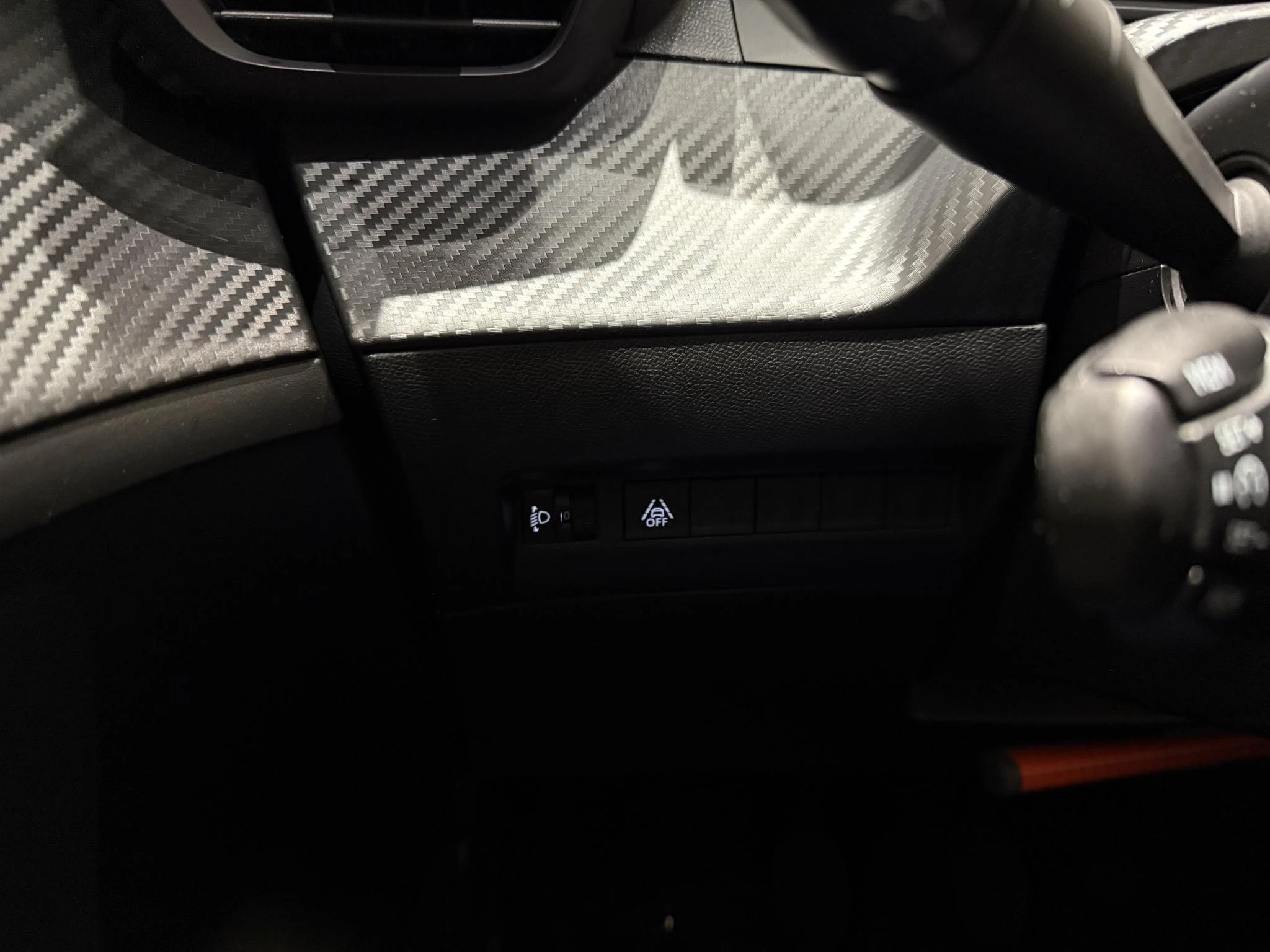 Peugeot-208-image-13