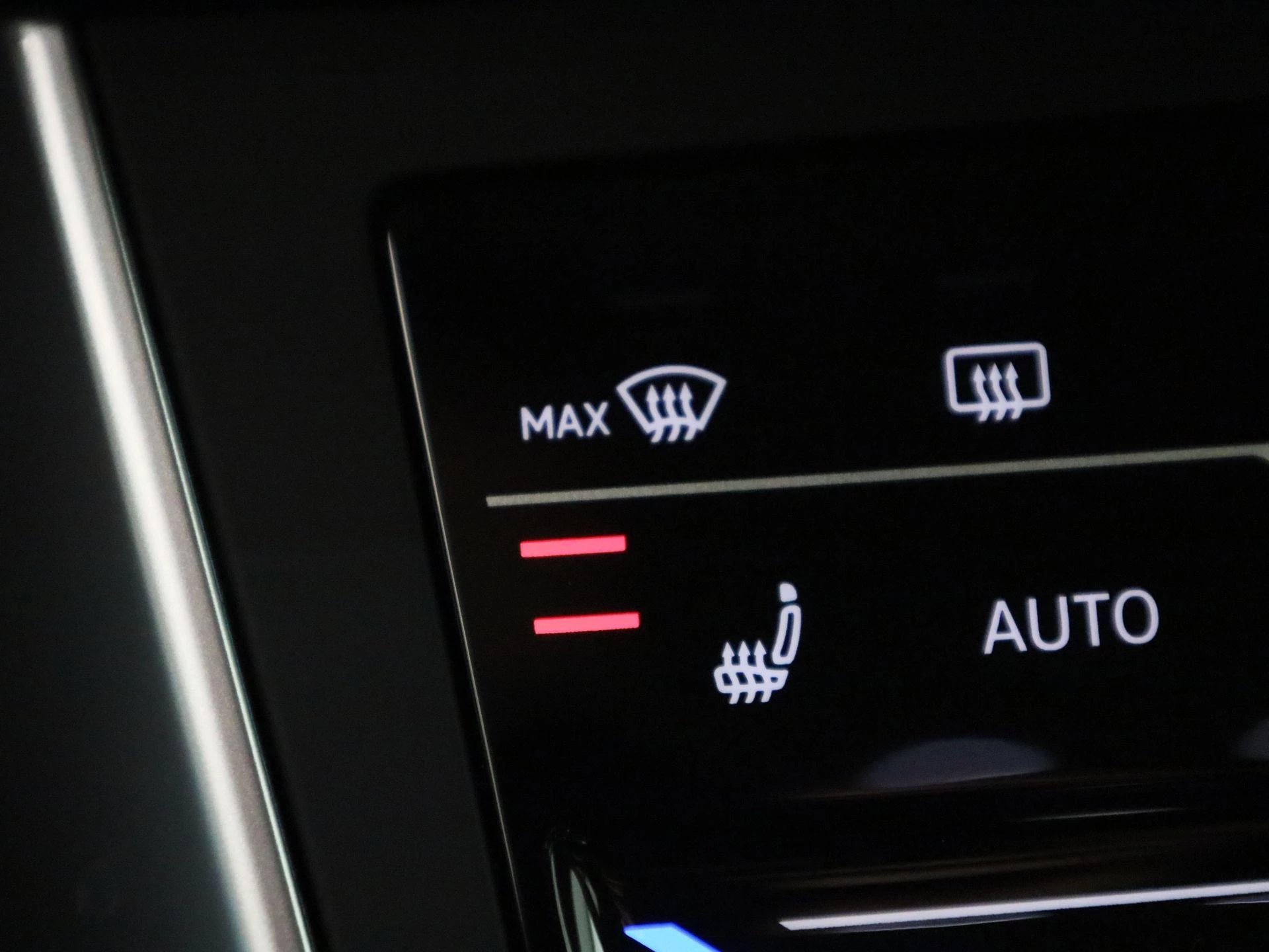 Volkswagen-Taigo-image-24