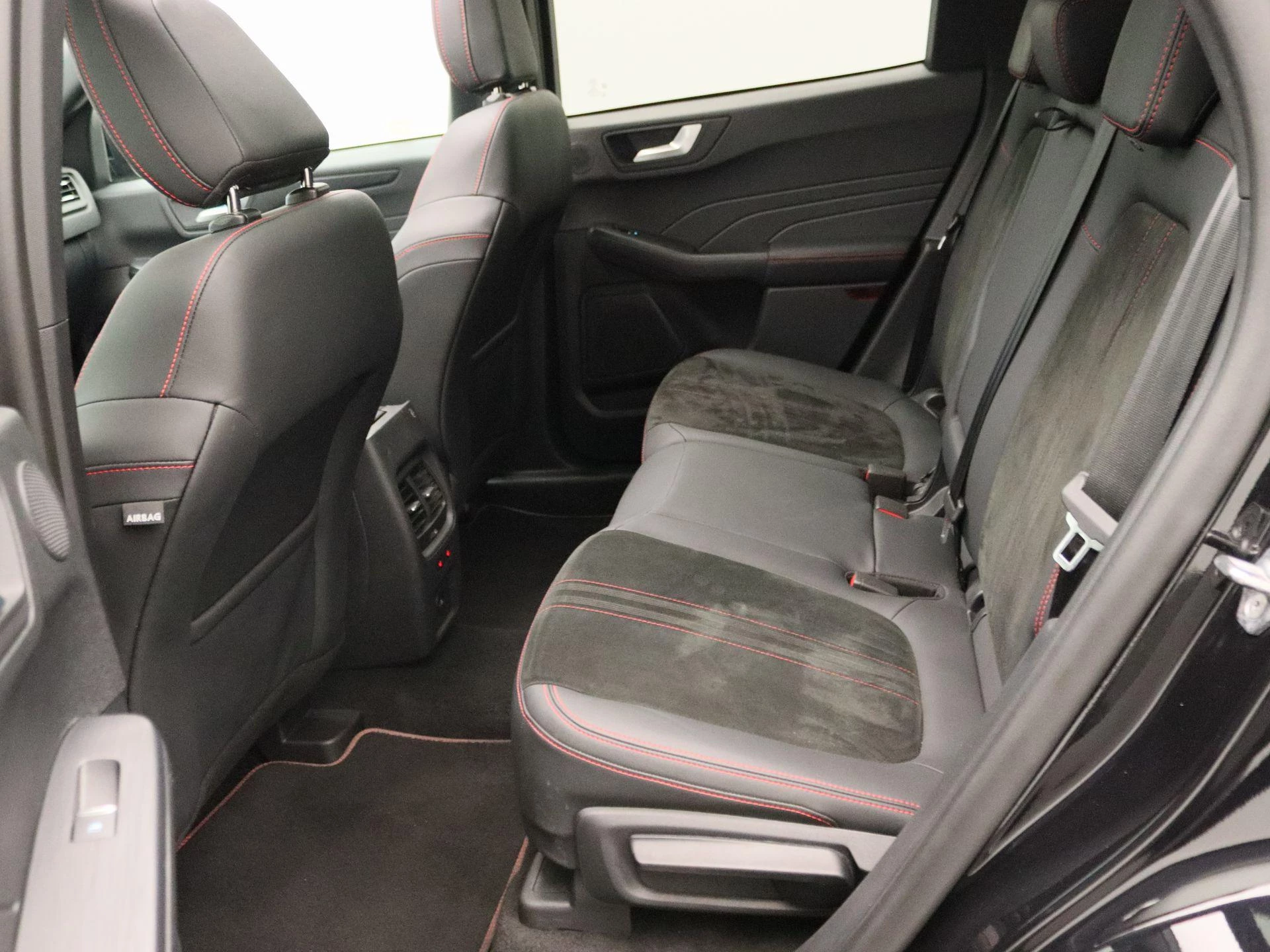Ford-Kuga-image-14
