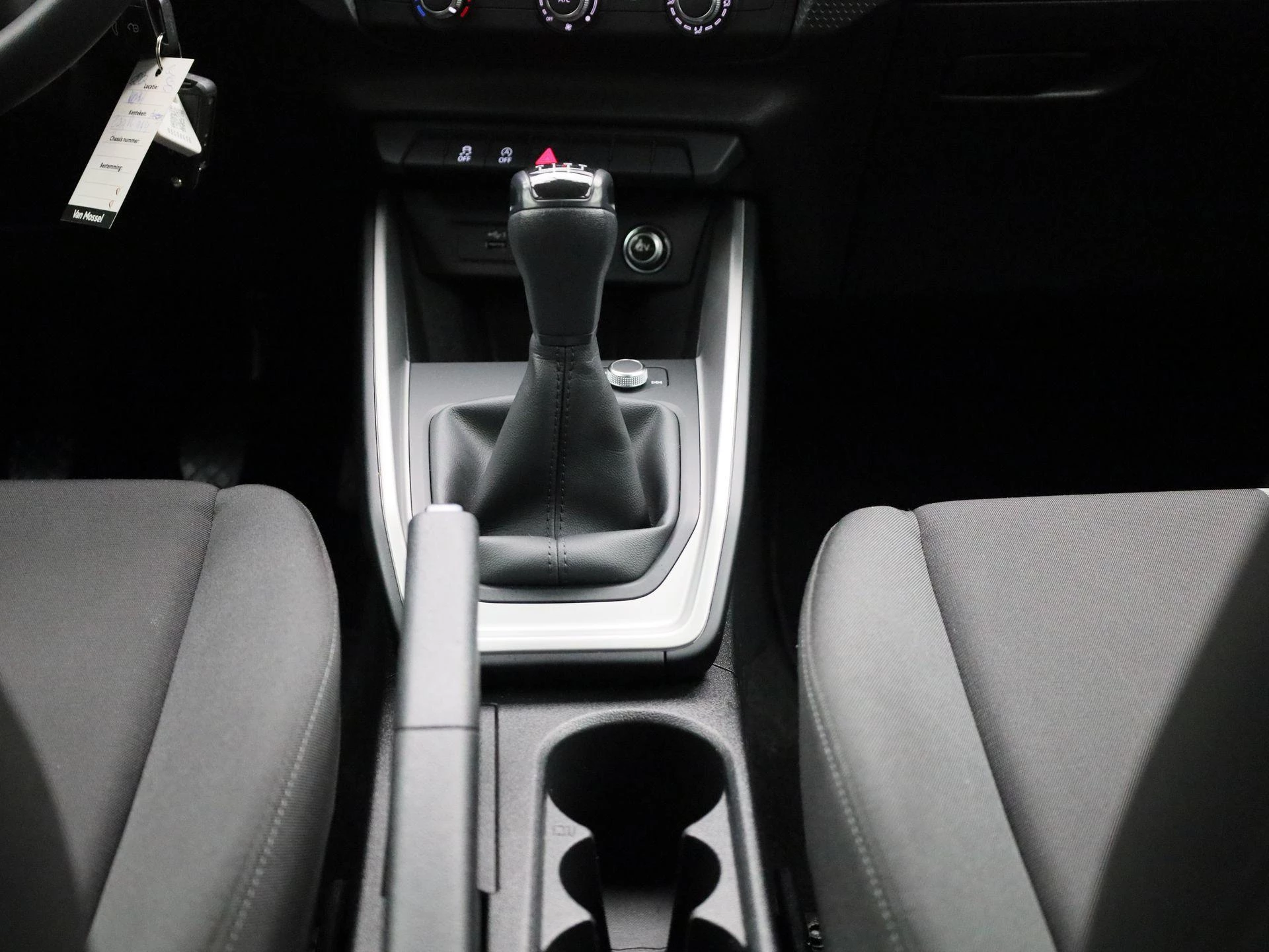 Audi-A1 Sportback-image-9