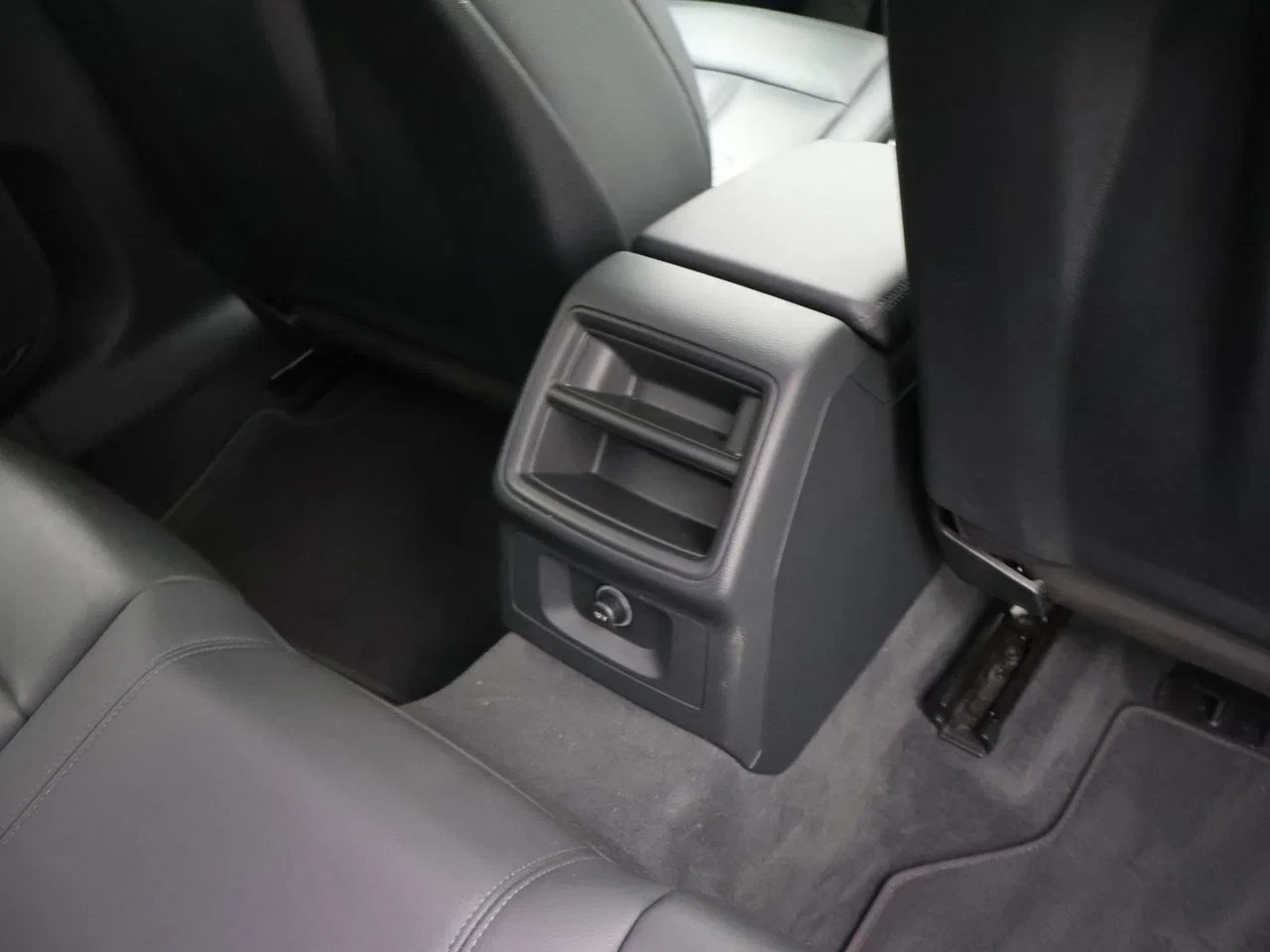 Audi-A4-image-8