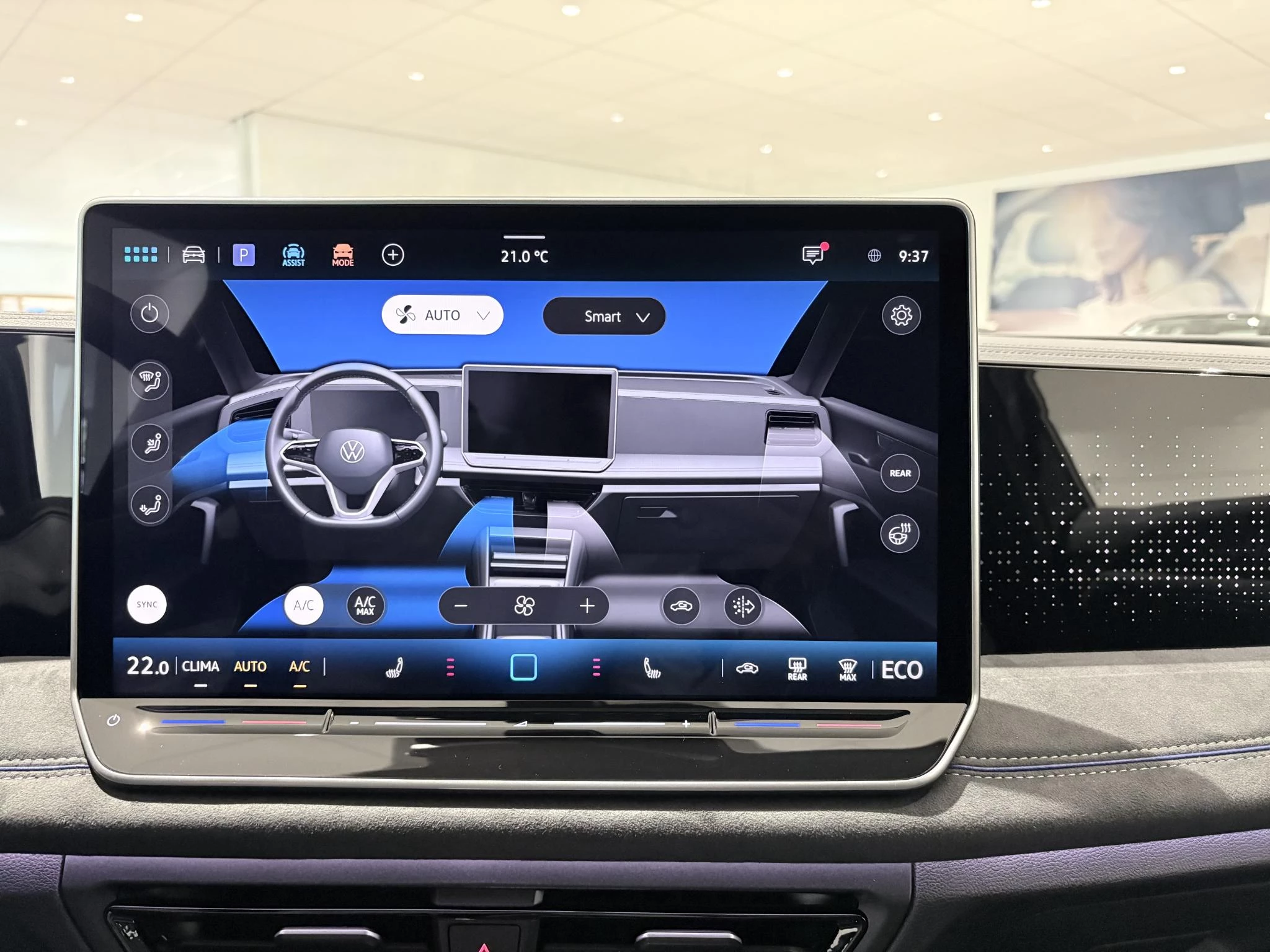 Volkswagen-Tiguan-image-30