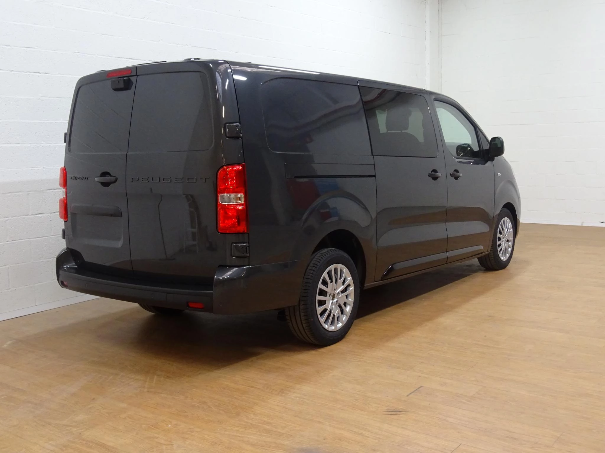 Peugeot-Expert-image-5