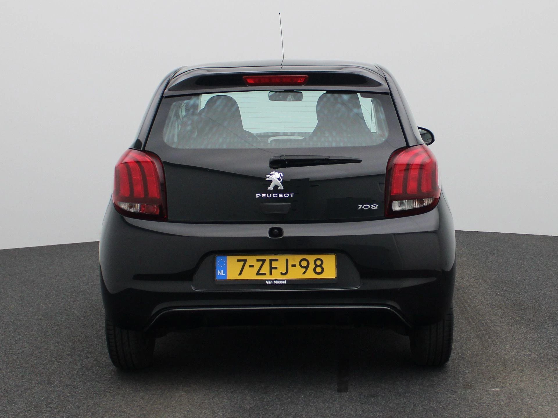 Peugeot-108-image-4