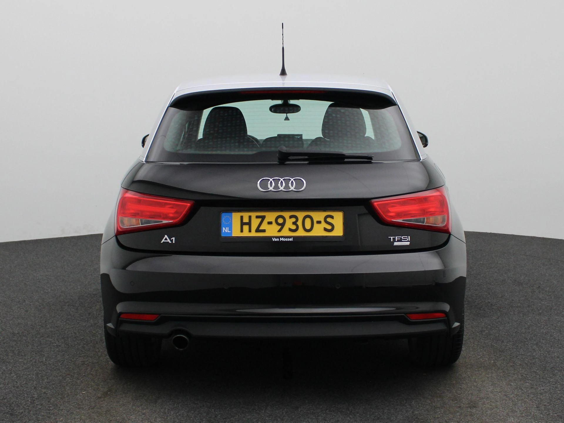 Audi-A1 Sportback-image-4