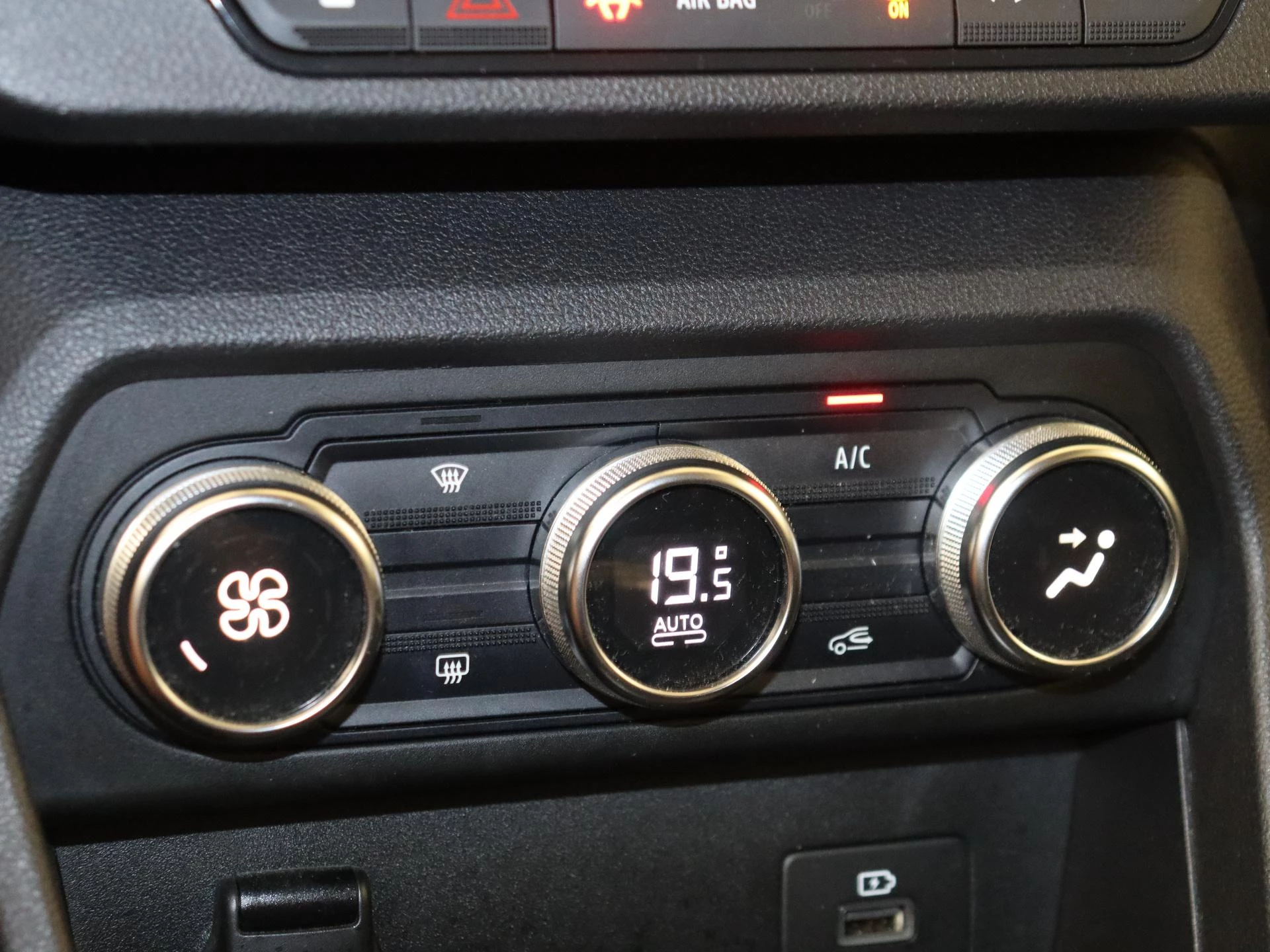 Dacia-Sandero Stepway-image-18