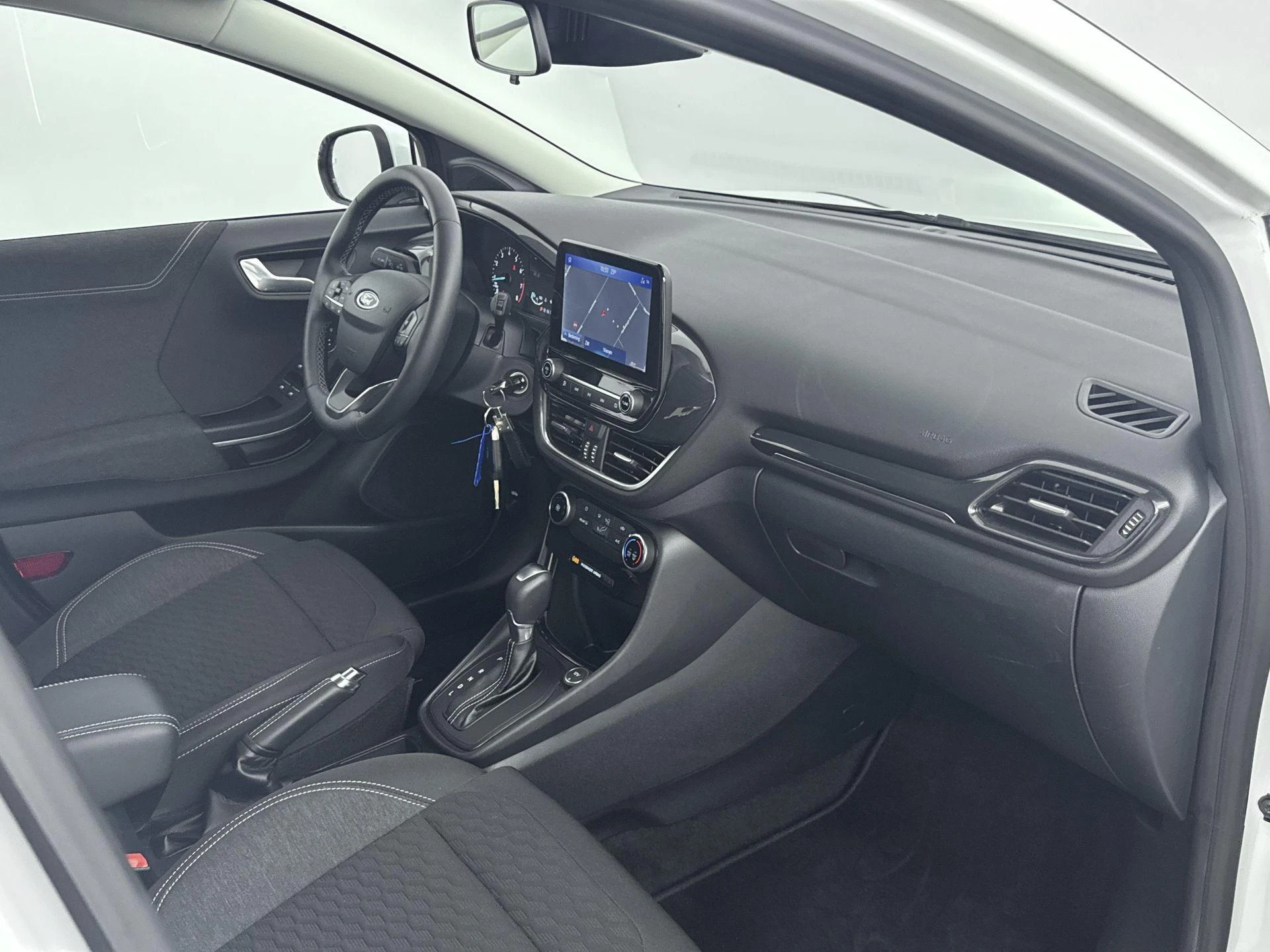 Ford-Puma-image-16