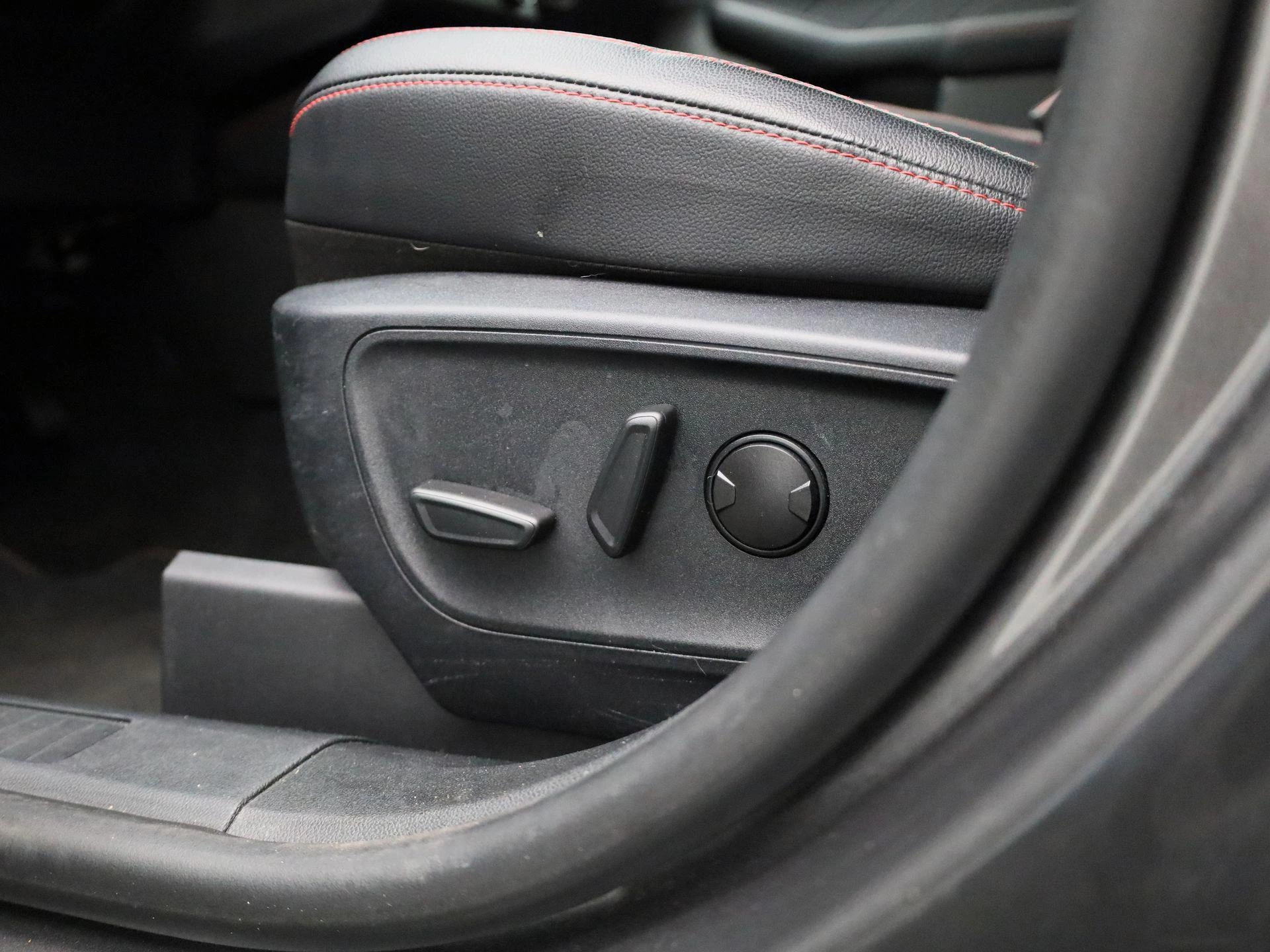 Ford-Kuga-image-33