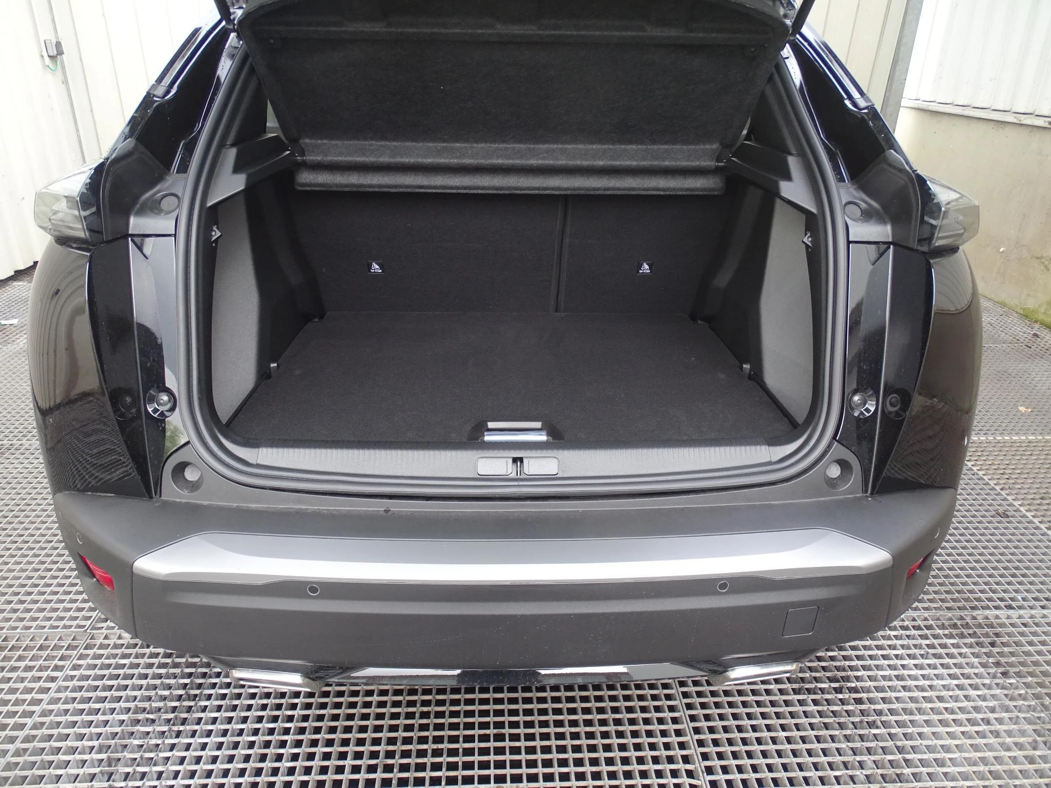 Peugeot-2008-image-16
