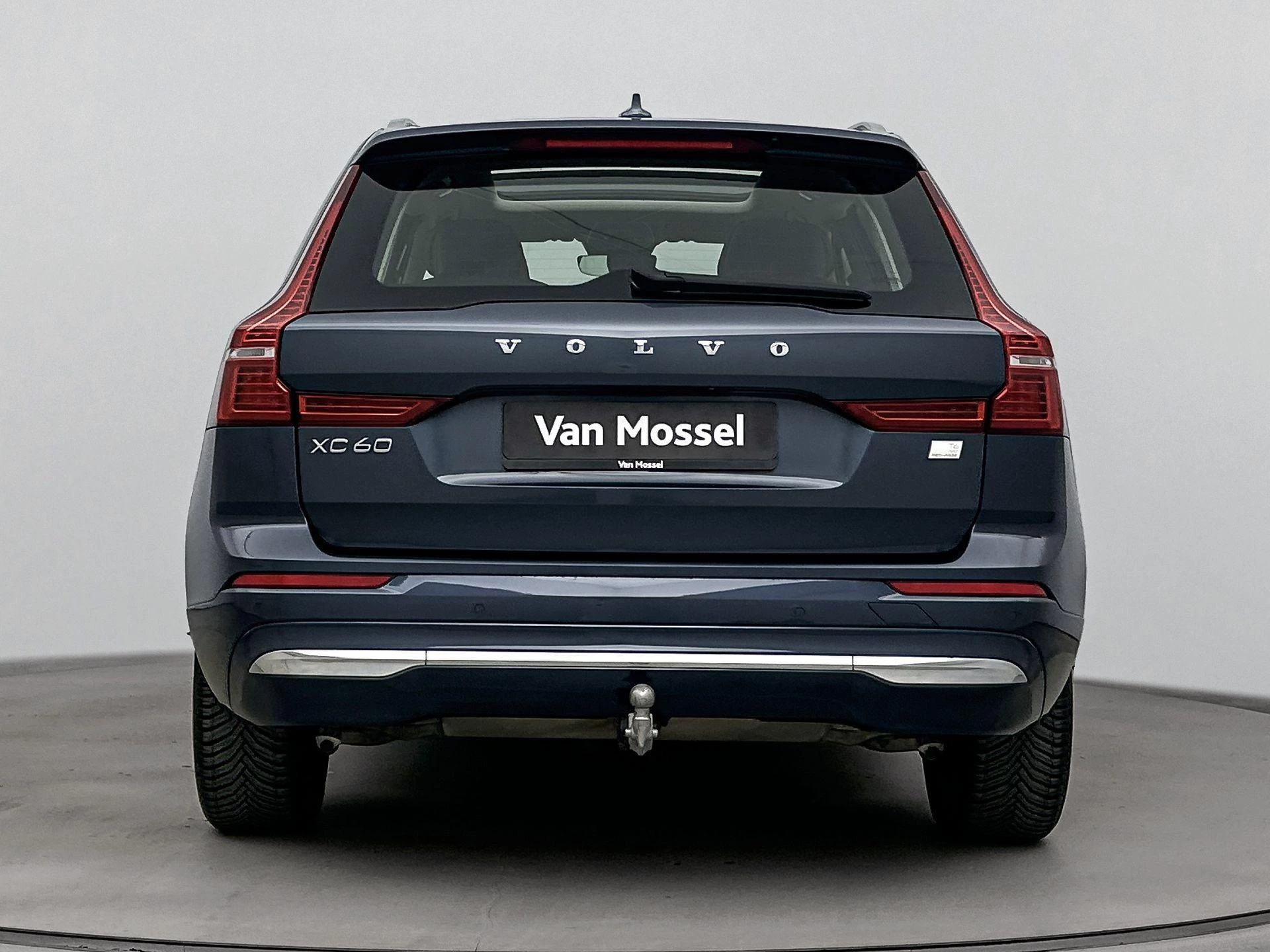 Volvo-XC60-image-2