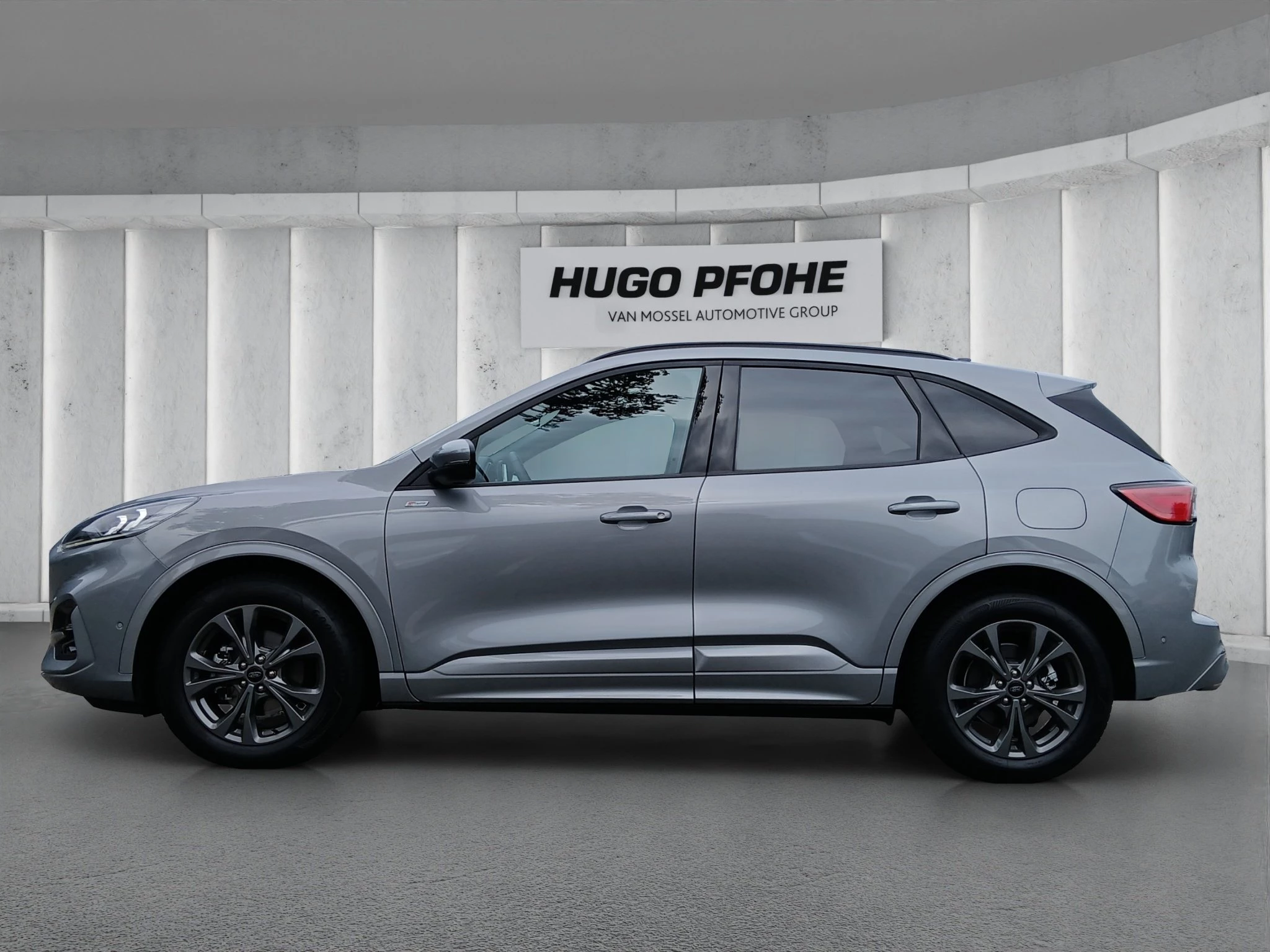 Ford Kuga ST-Line X*PANO*AHK*KAM*ACC*NAVI*SOUND-SYS.