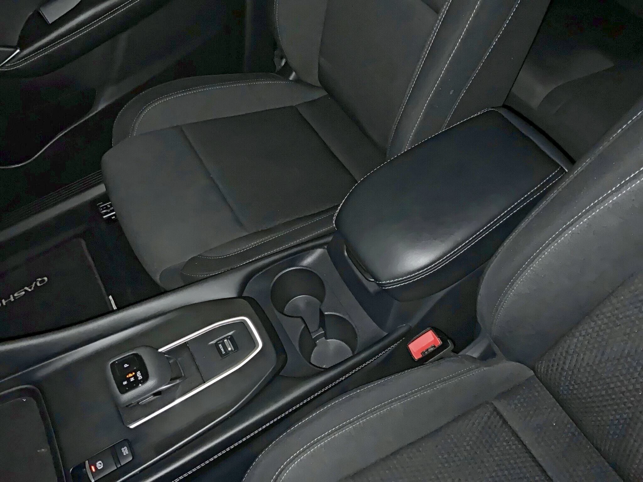 Nissan-QASHQAI-image-21