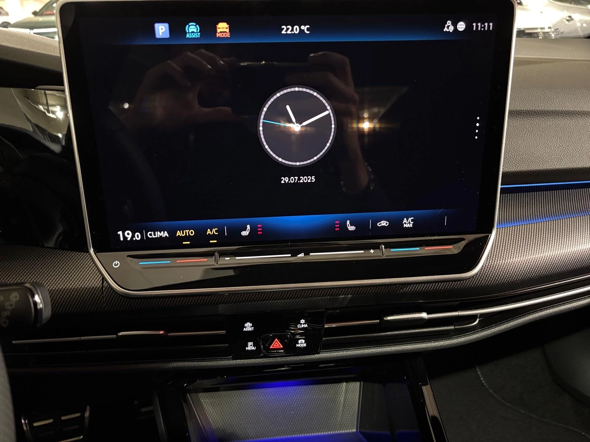 Volkswagen-Golf-image-7