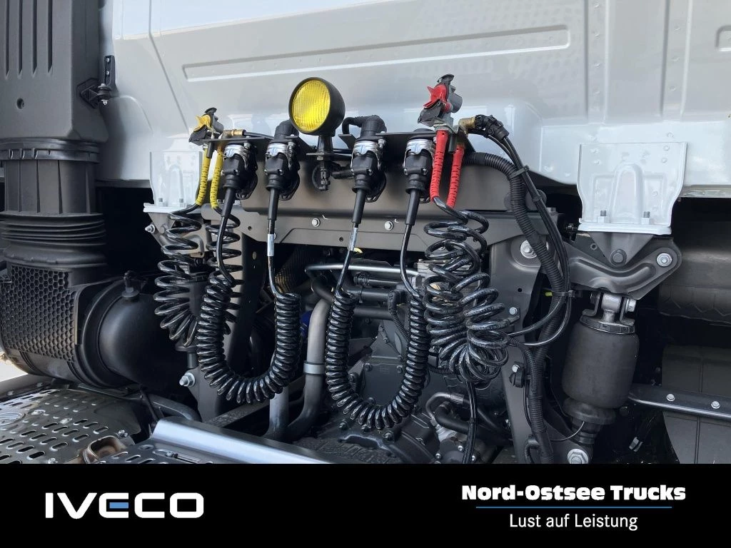 Iveco S-Way AS 440 S 58 T/FP Sattel AHK AUT Bel.Sitz