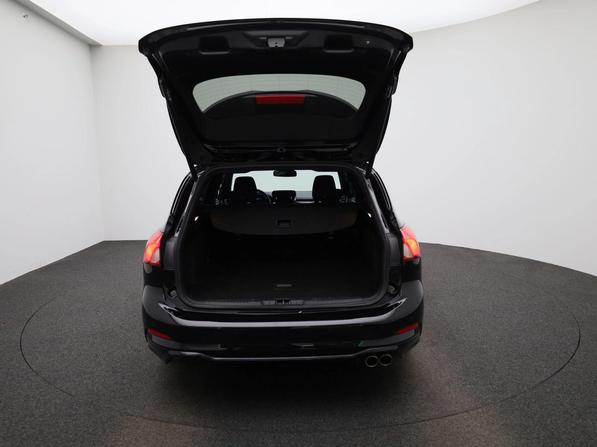 Ford Focus Wagon 1.0 EcoBoost Hybrid ST Line X Business