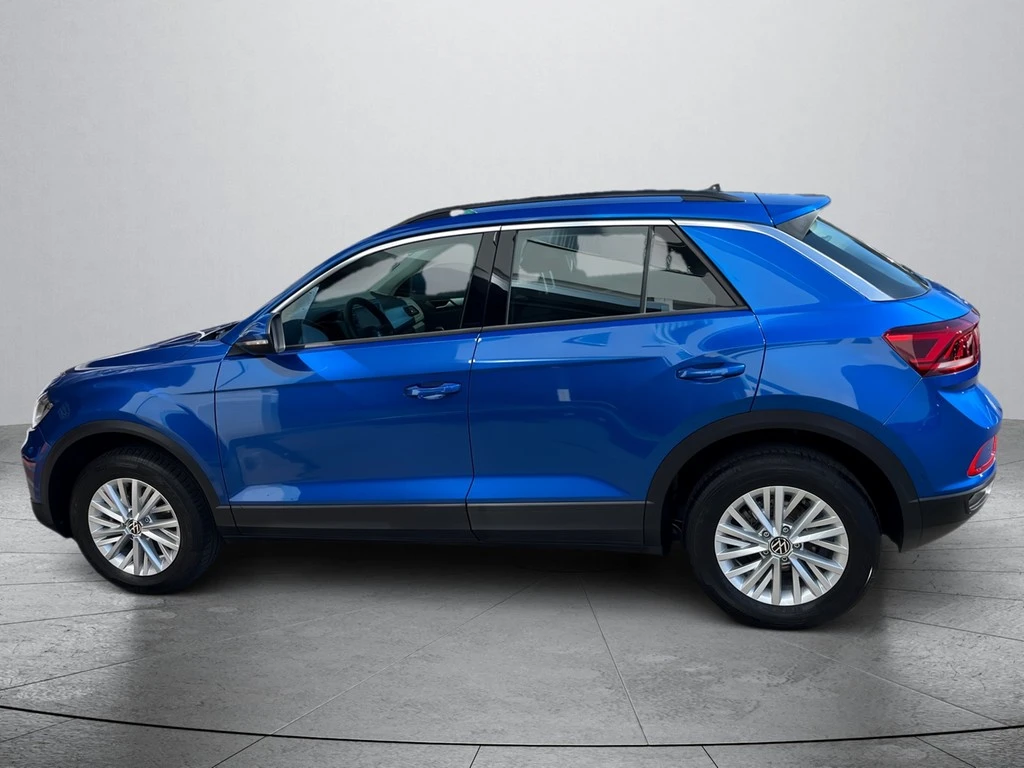 Volkswagen-T-Roc-image-3