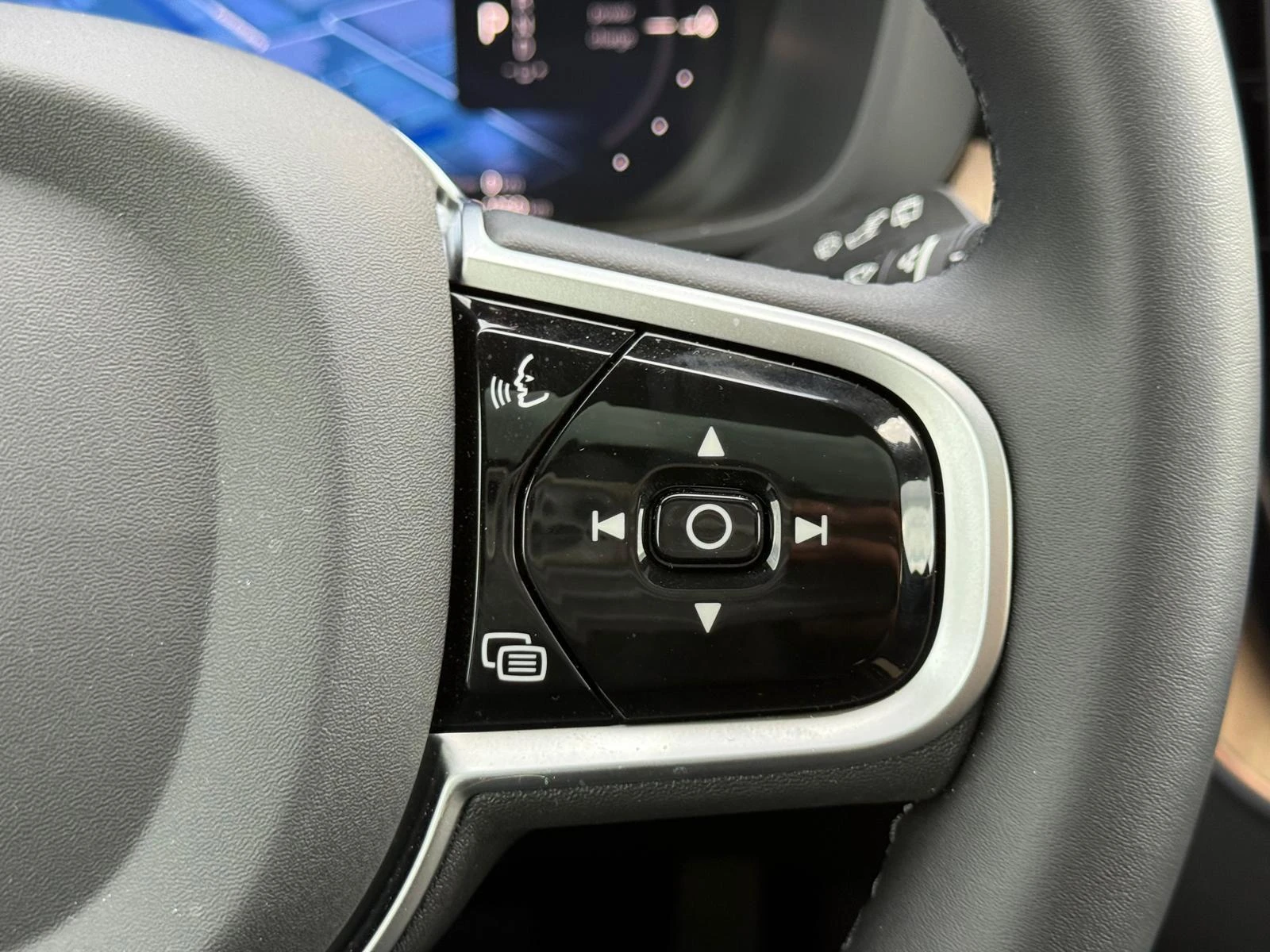 Volvo-XC60-image-17
