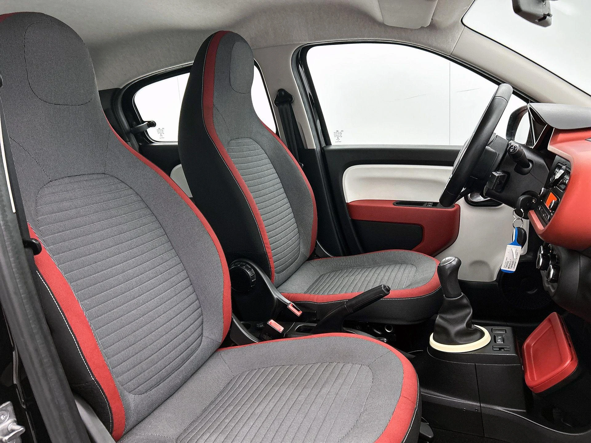 Renault-Twingo-image-30