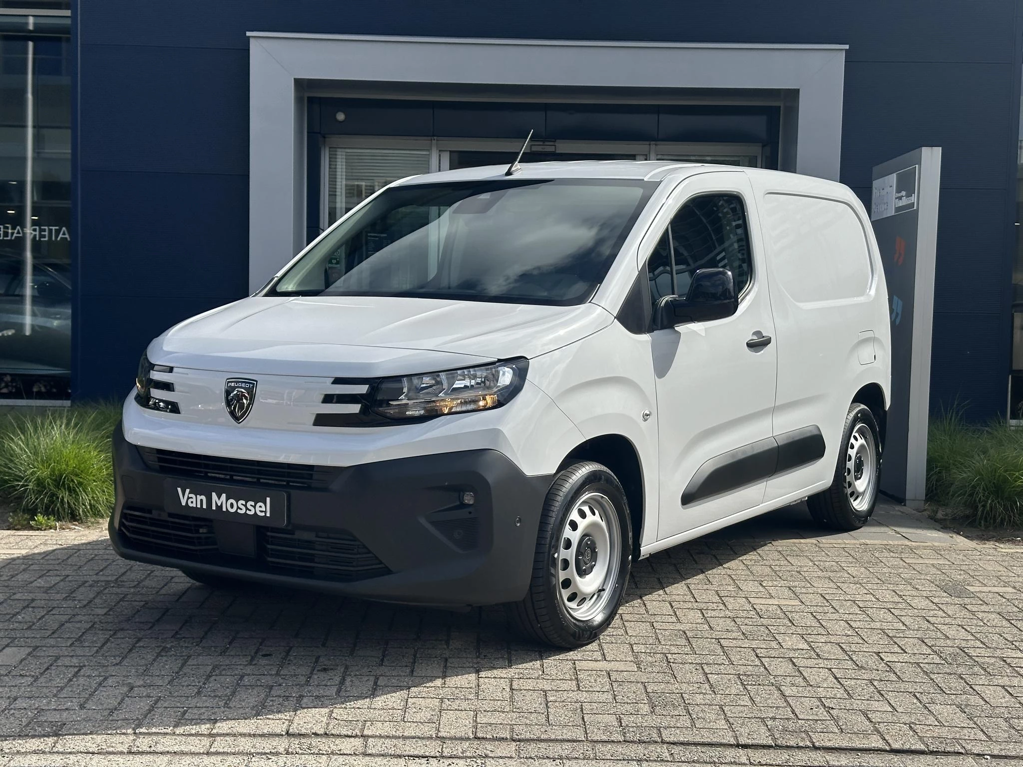 Peugeot-Partner-image-1