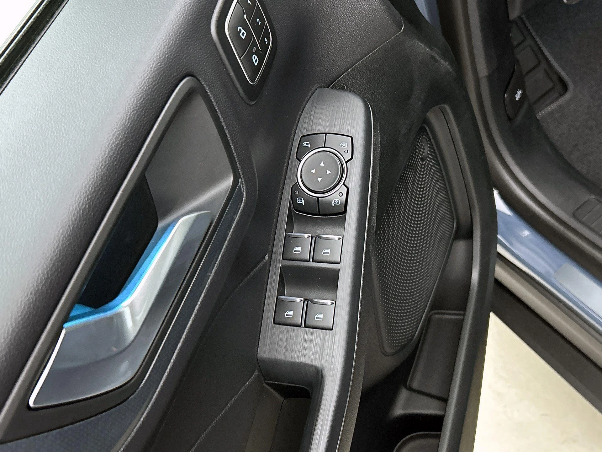 Ford-Kuga-image-30