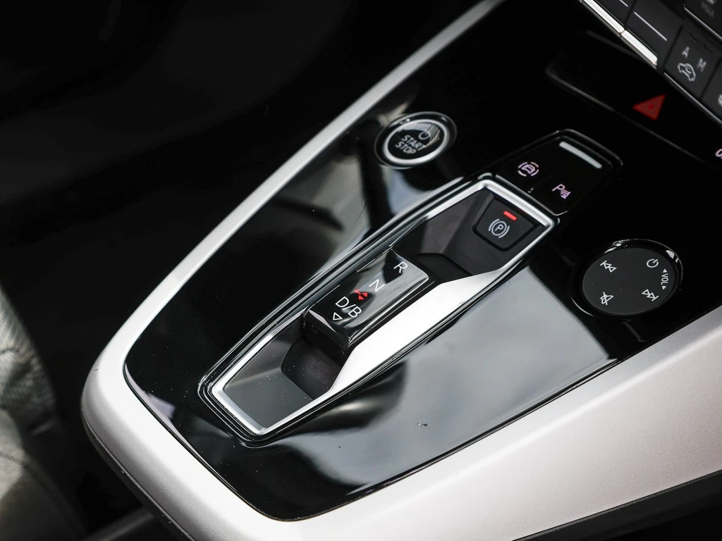 Audi-Q4 e-tron-image-14