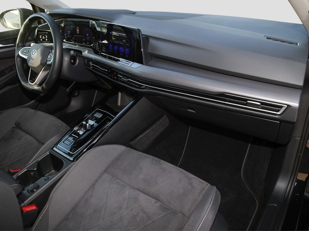 Volkswagen Golf Variant 1.5 eTSI DSG Style AHK/Navi/RFK