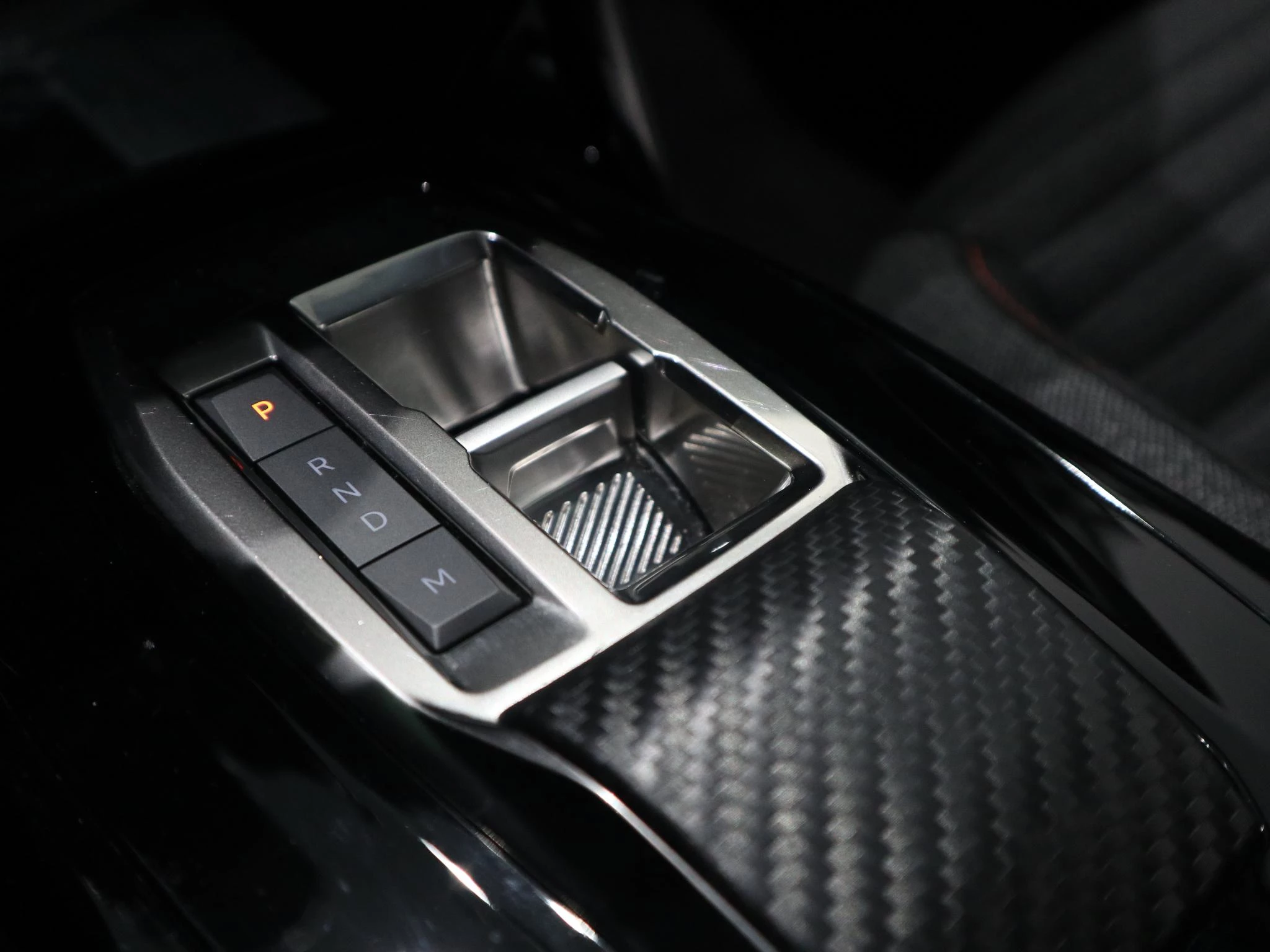 Peugeot-208-image-15