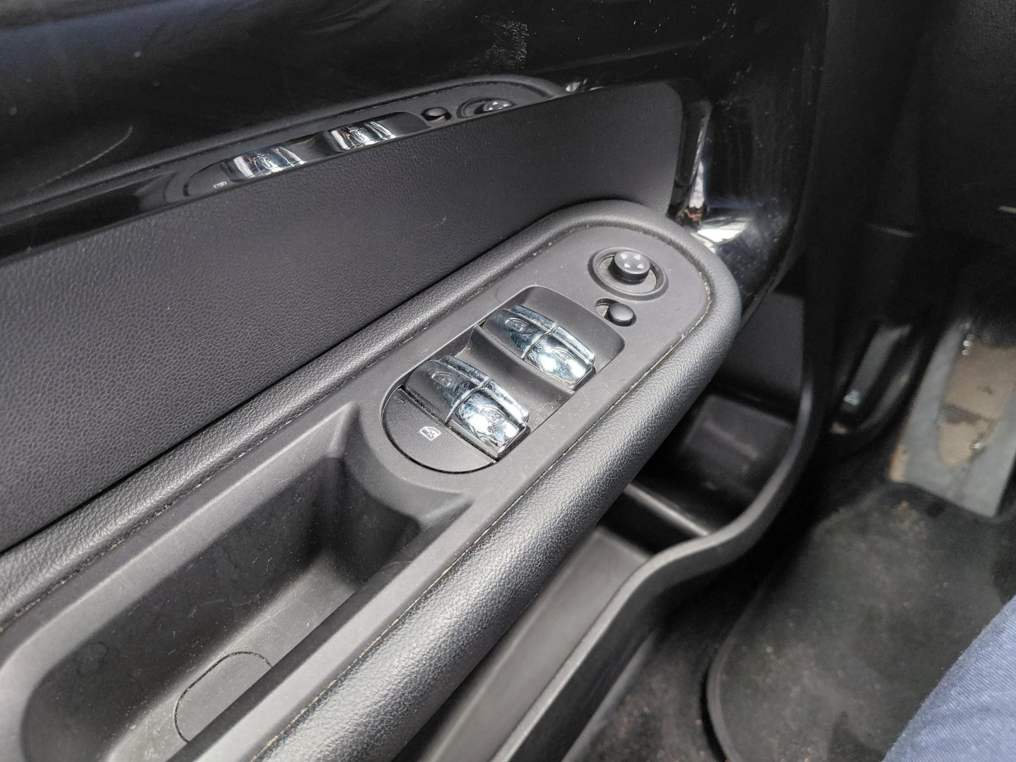 MINI-Countryman-image-25