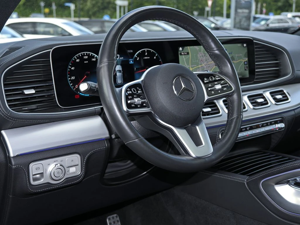 Mercedes-Benz-GLE 350 d-image-9