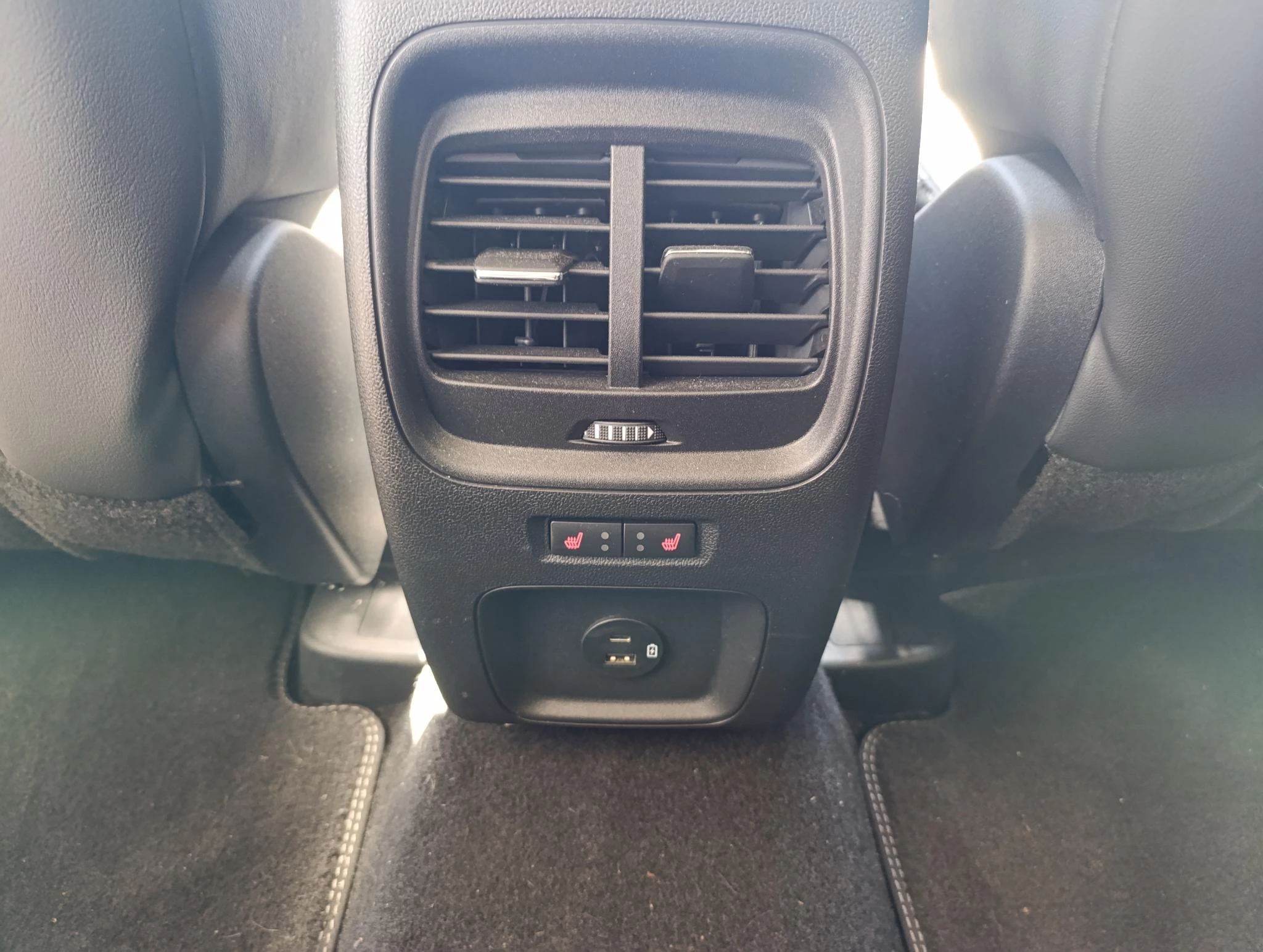 Ford-Kuga-image-15