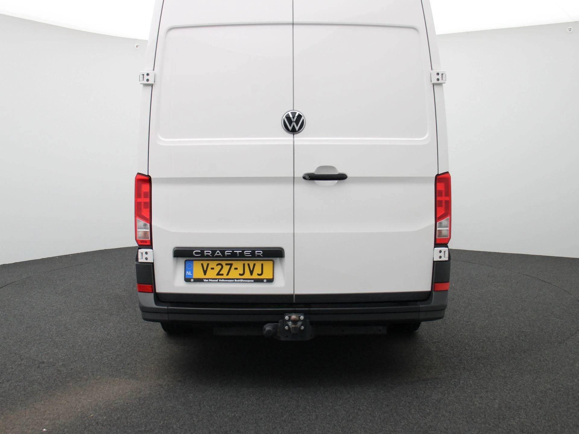 Volkswagen-Crafter-image-4