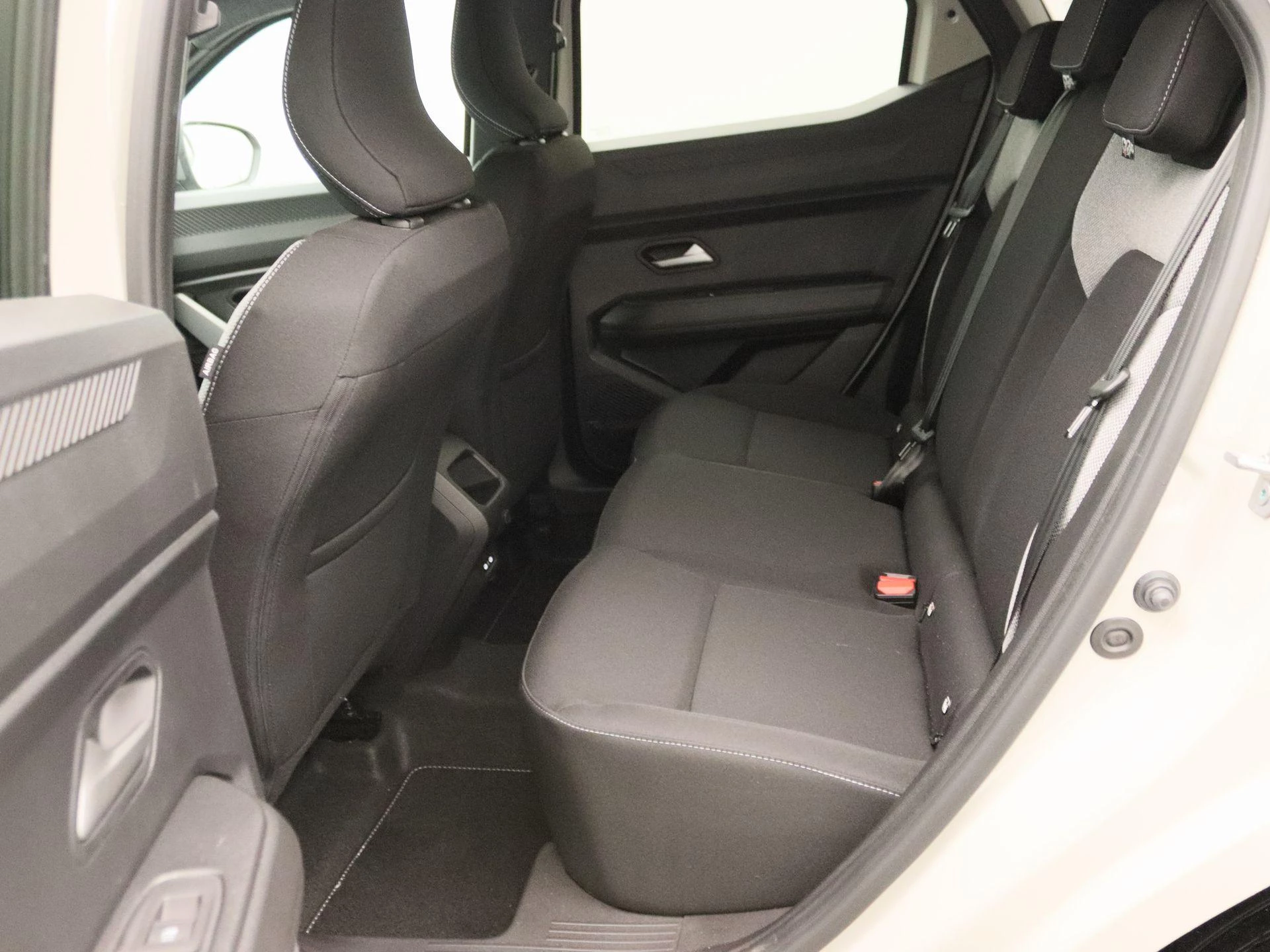 Dacia-Duster-image-11