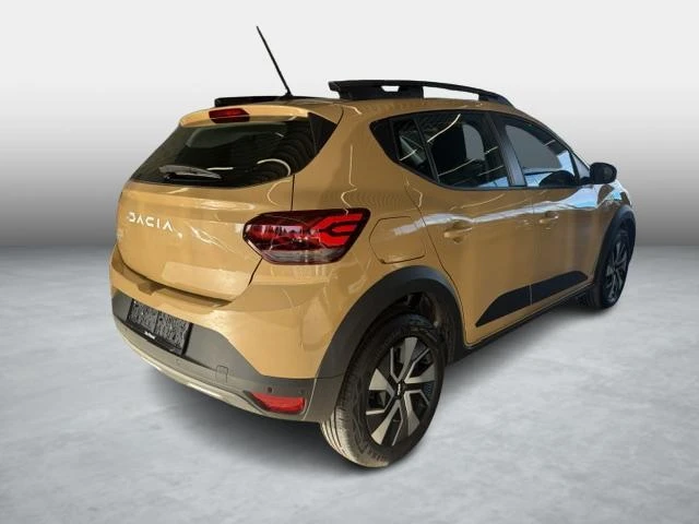Dacia-Sandero Stepway-image-4
